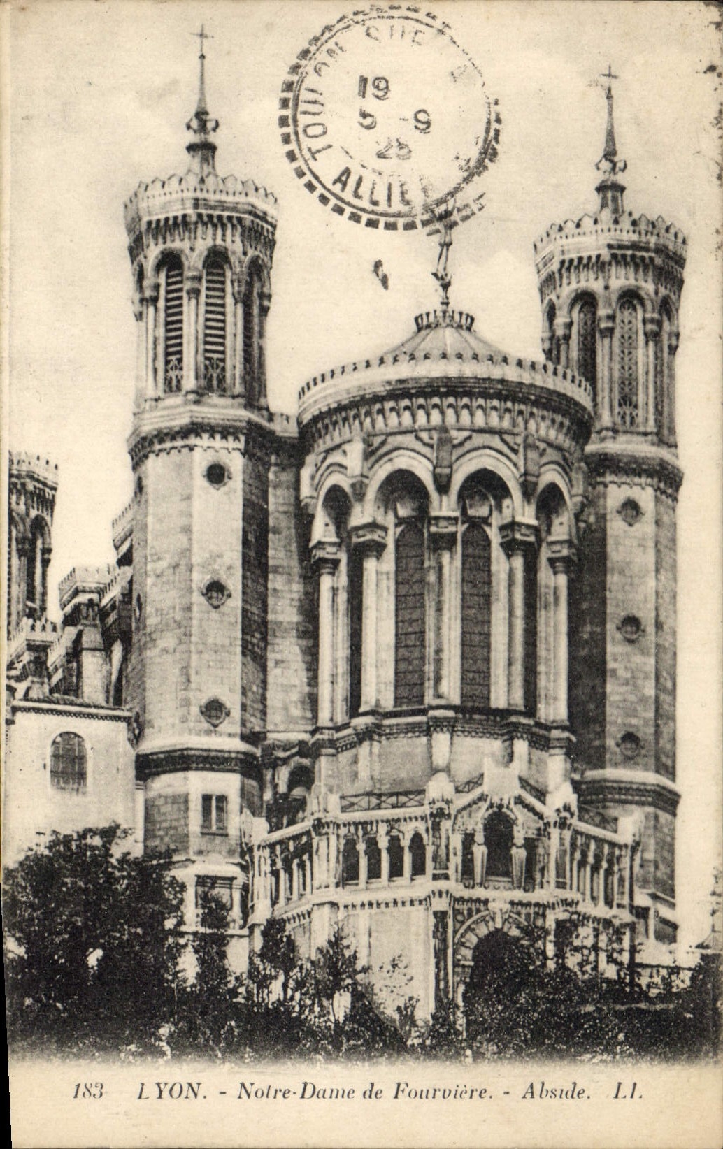 CPA Lyon Notre Dame de Fourviere Abside 