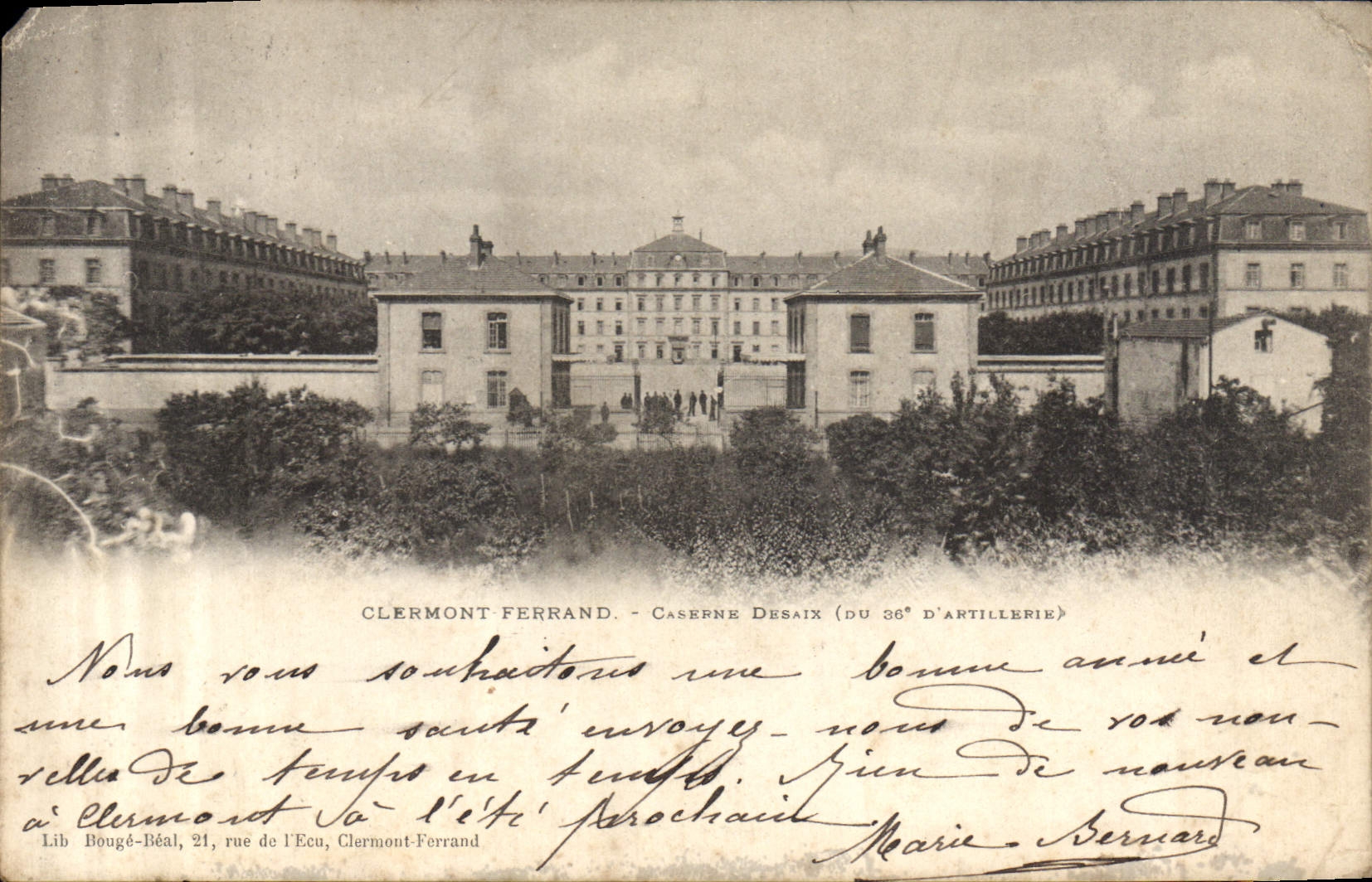 CPA Clermont Ferrand Caserne Desaix 