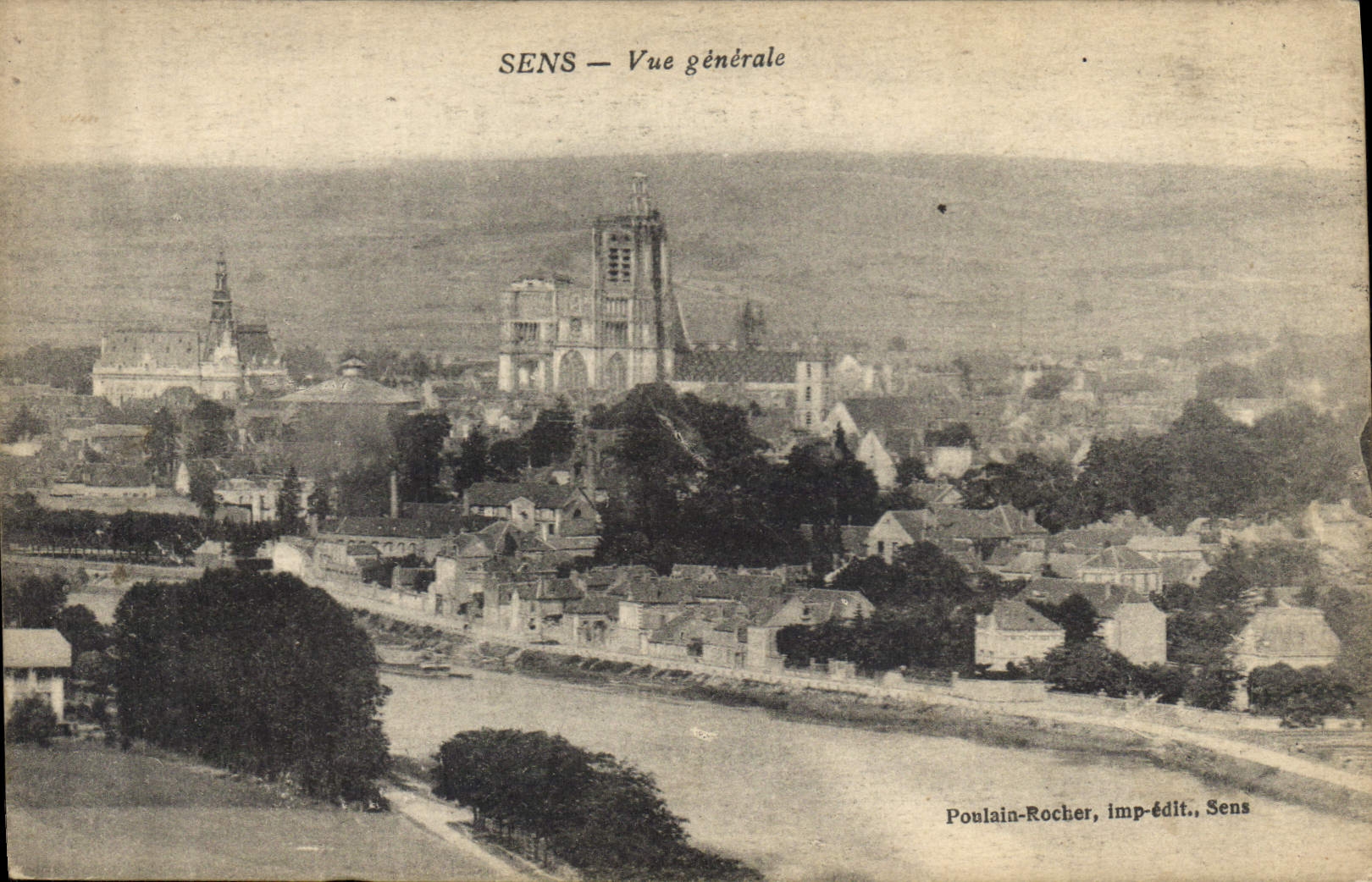 CPA Sens Vue generale 