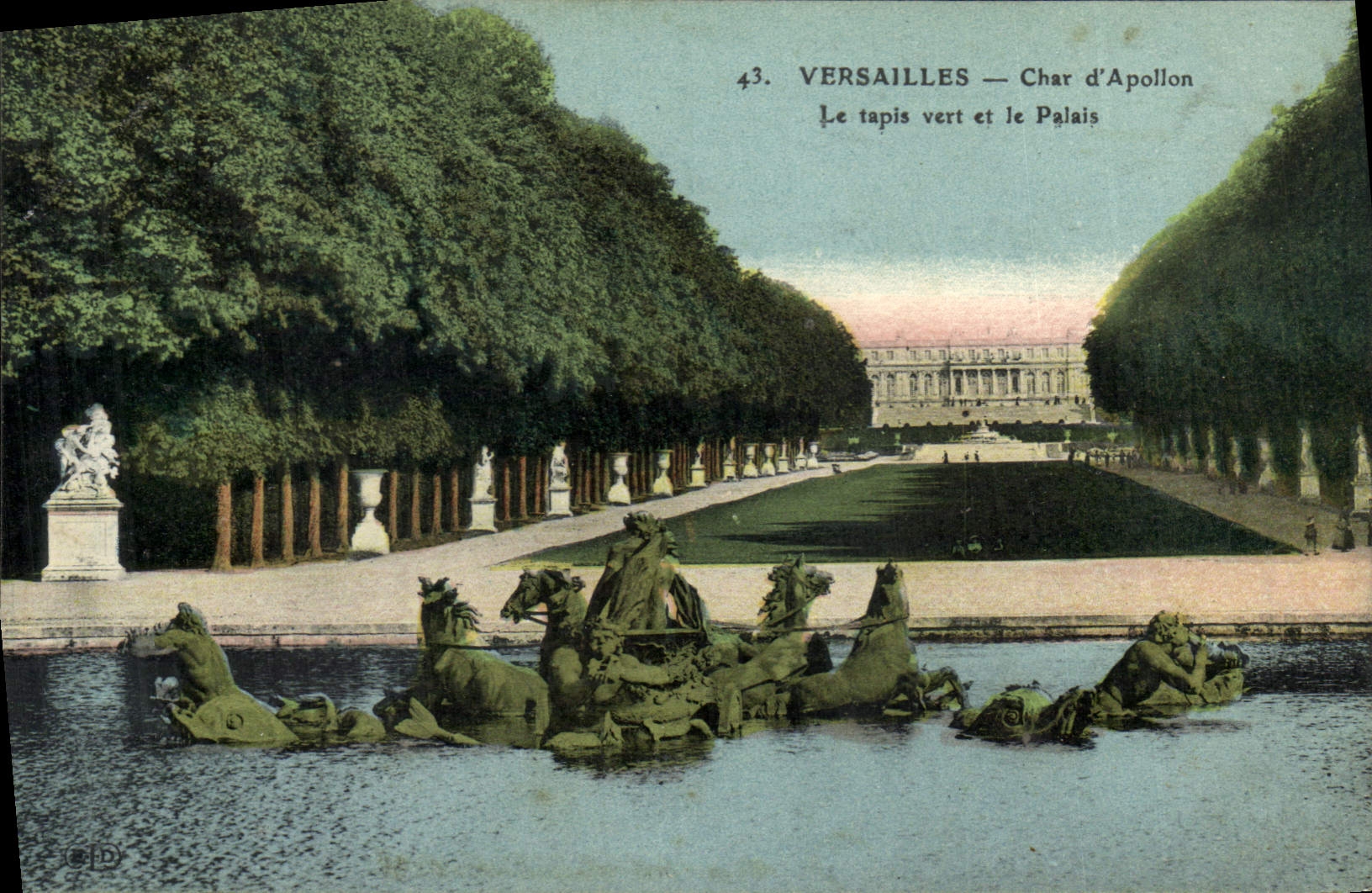 CPA Versailles Char d'Apollon Le tapis vert et le Palais 