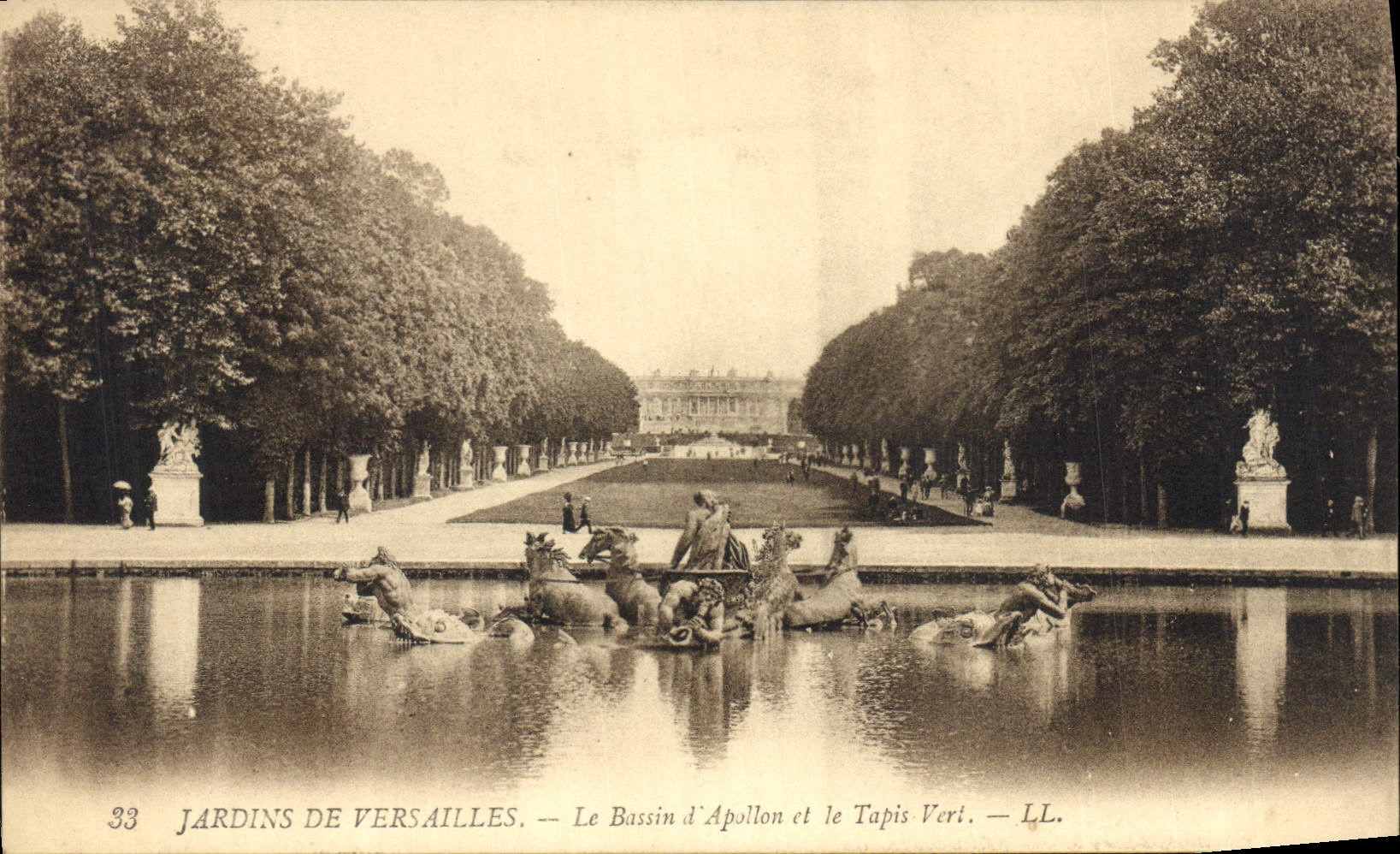 CPA Jardins de Versailles Le Bassin d'Apollon et le Tapis Vert 