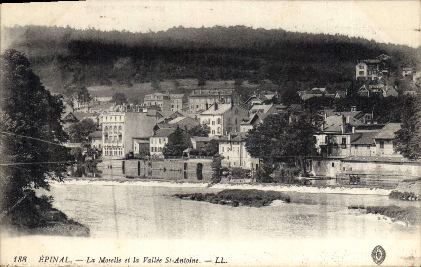 CPA Epinal La Moselle et la Vallee St Antoine