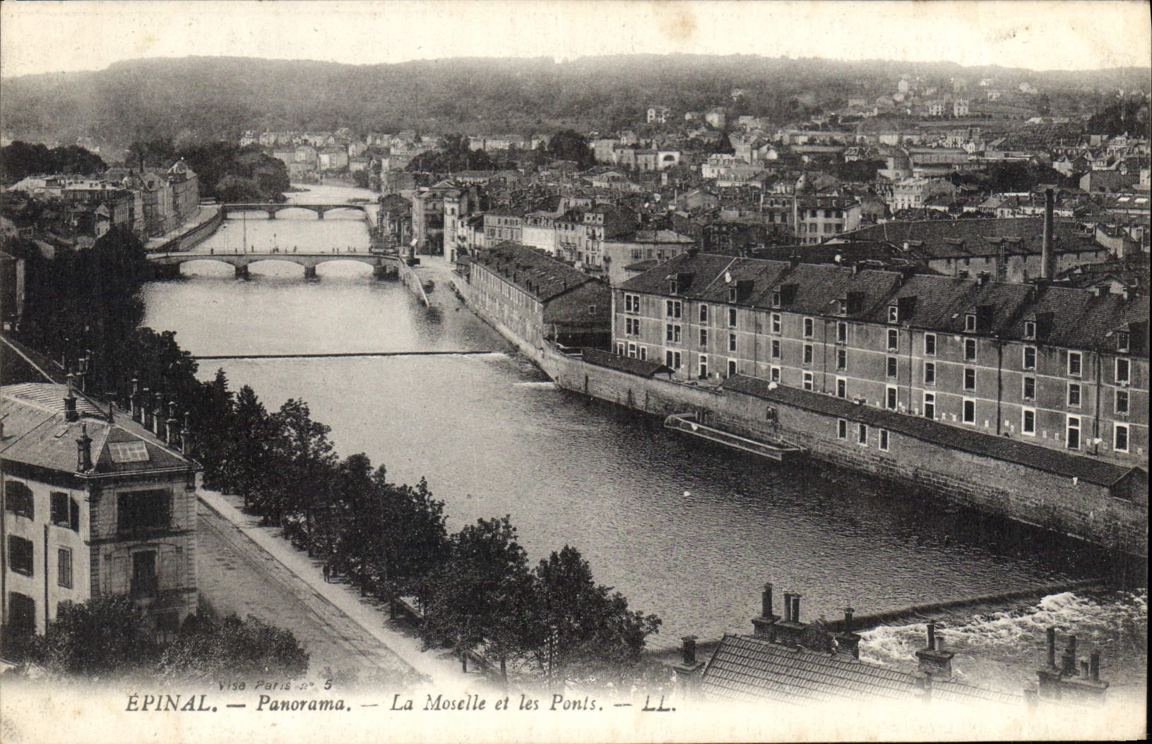 CPA Epinal Panorama La Moselle et les Ponts