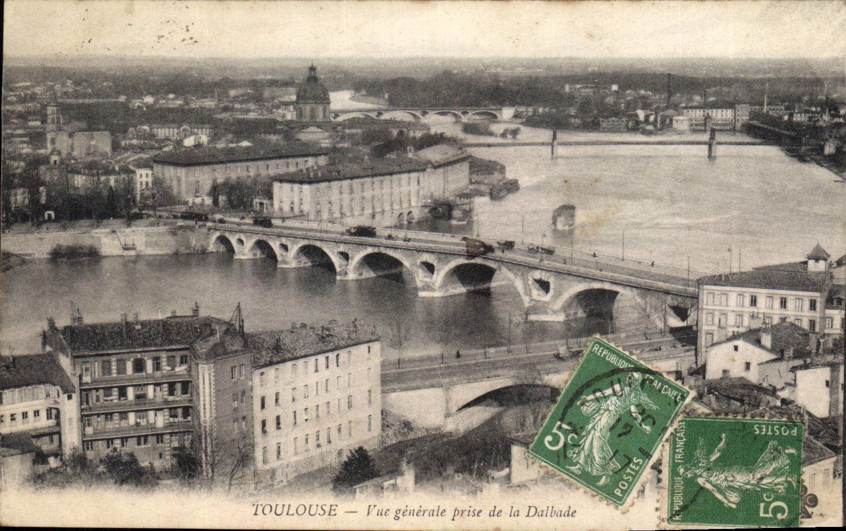 CPA Toulouse Vue generale prise de la Dalbade