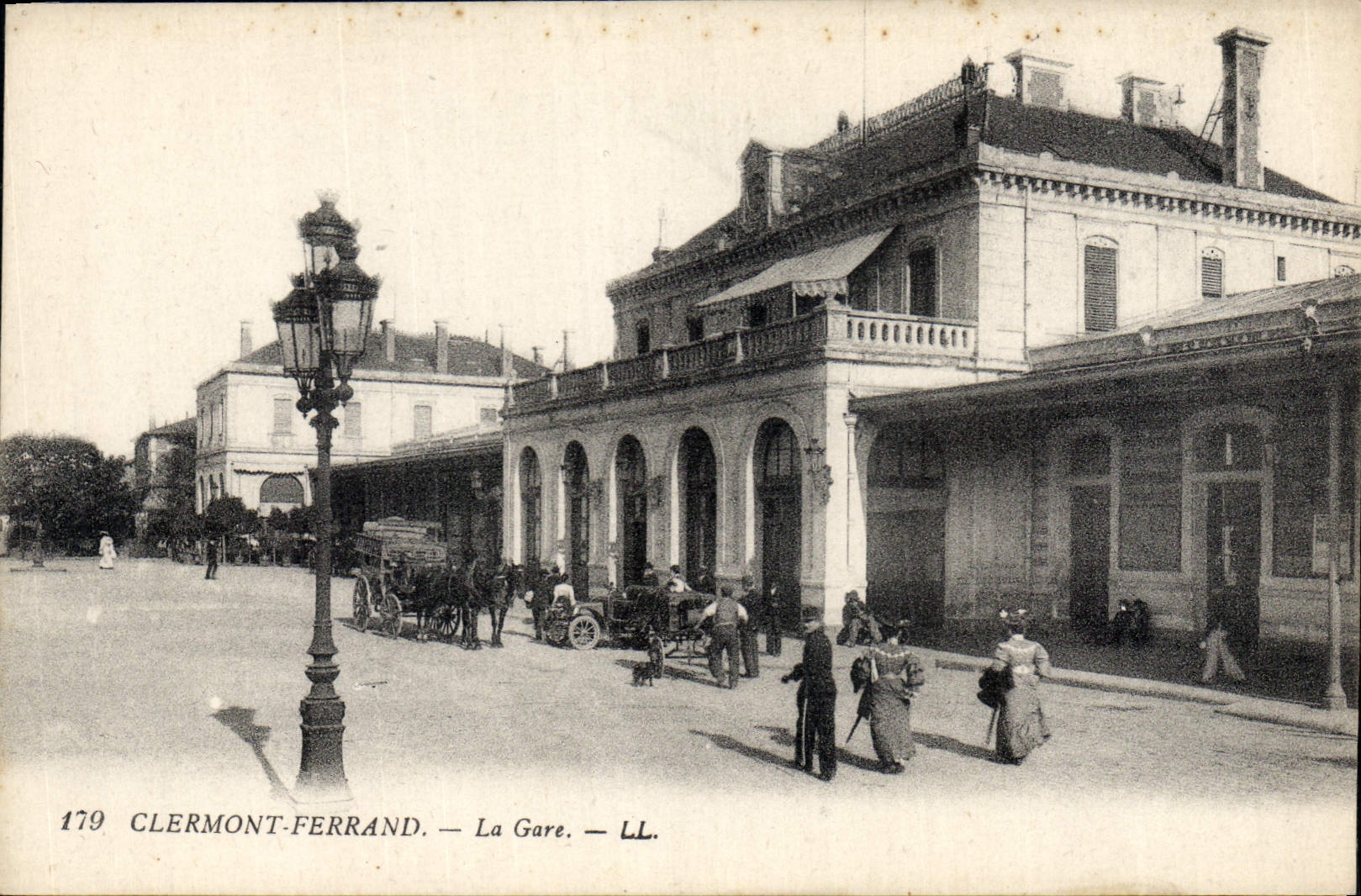 CPA Clermont Ferrand La Gare 