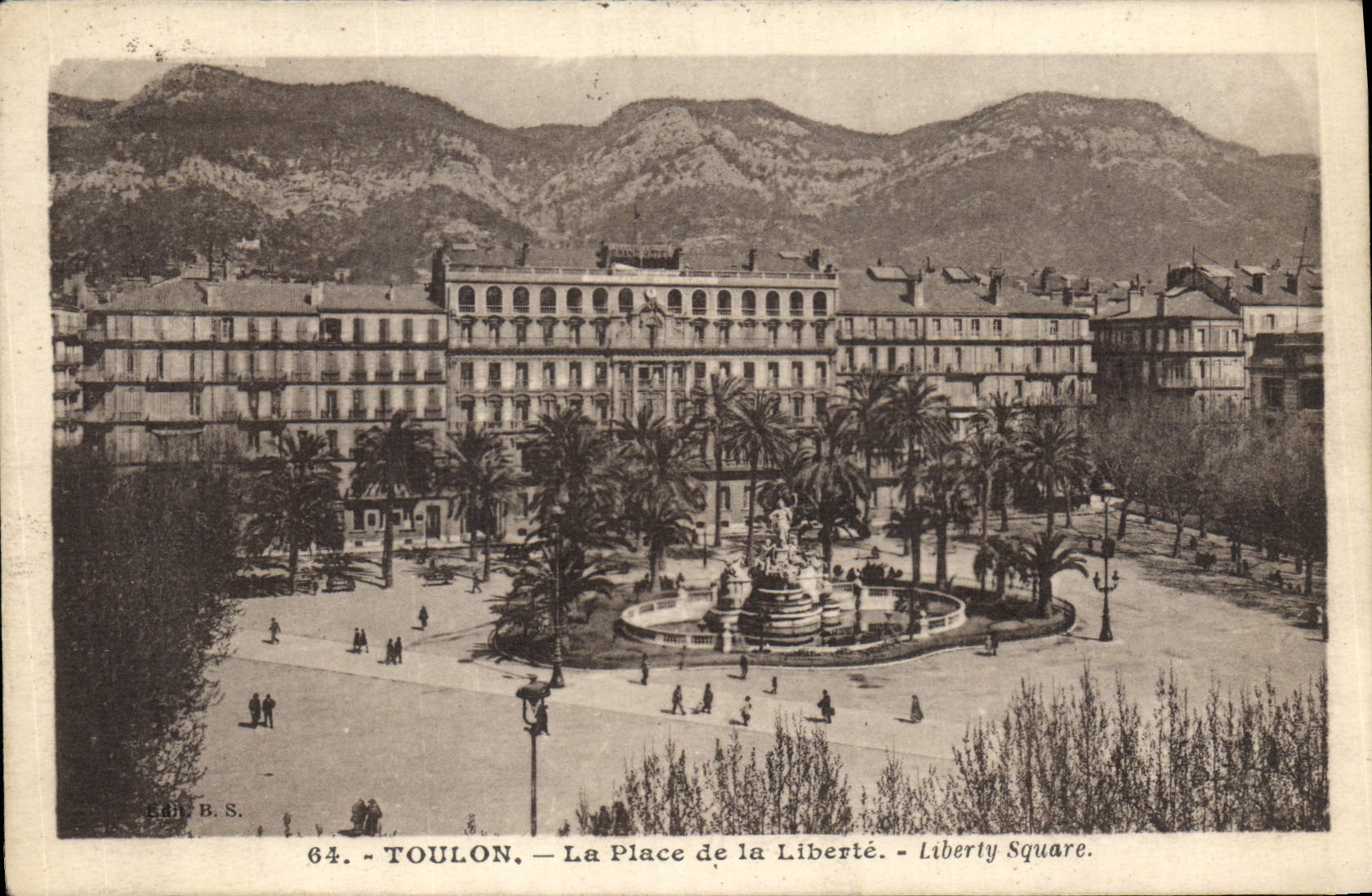 CPA Toulon La Place de la Liberte 