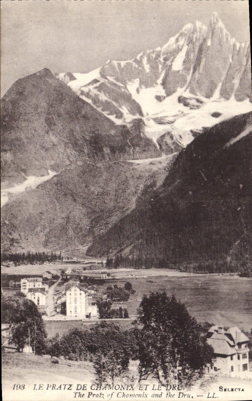 CPA Le Pratz de Chamonix et le Dru 