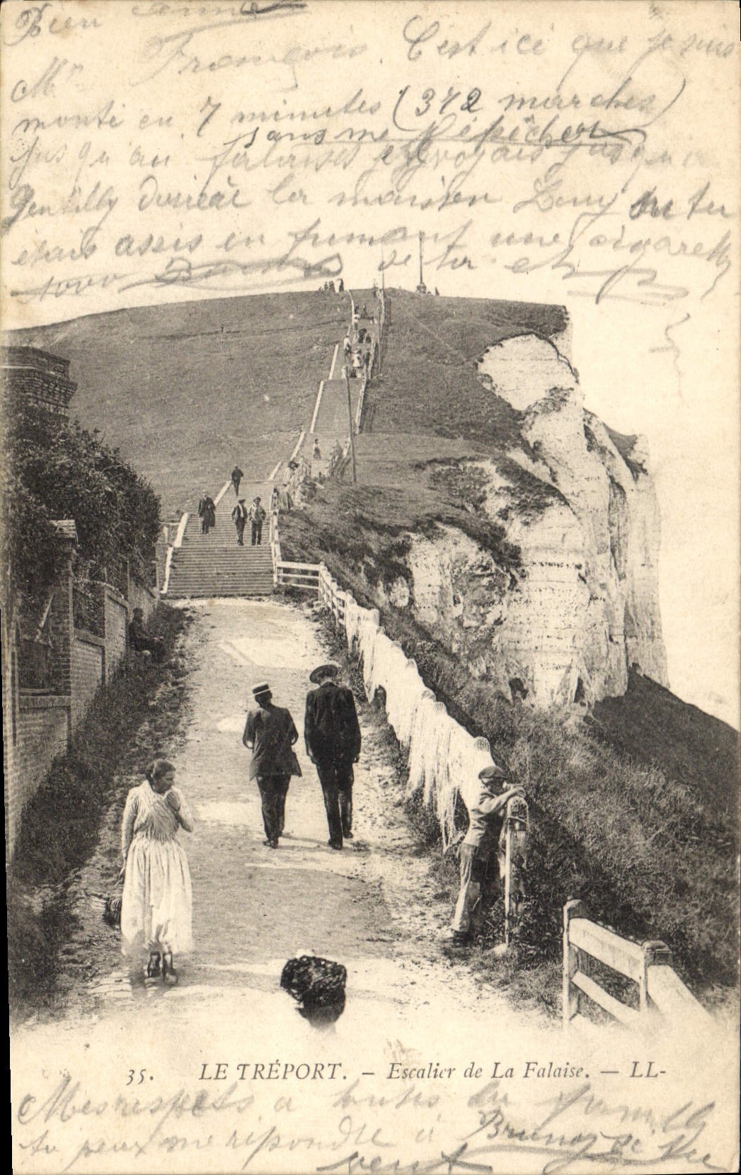 CPA Le Treport Escalier de la Falaise 