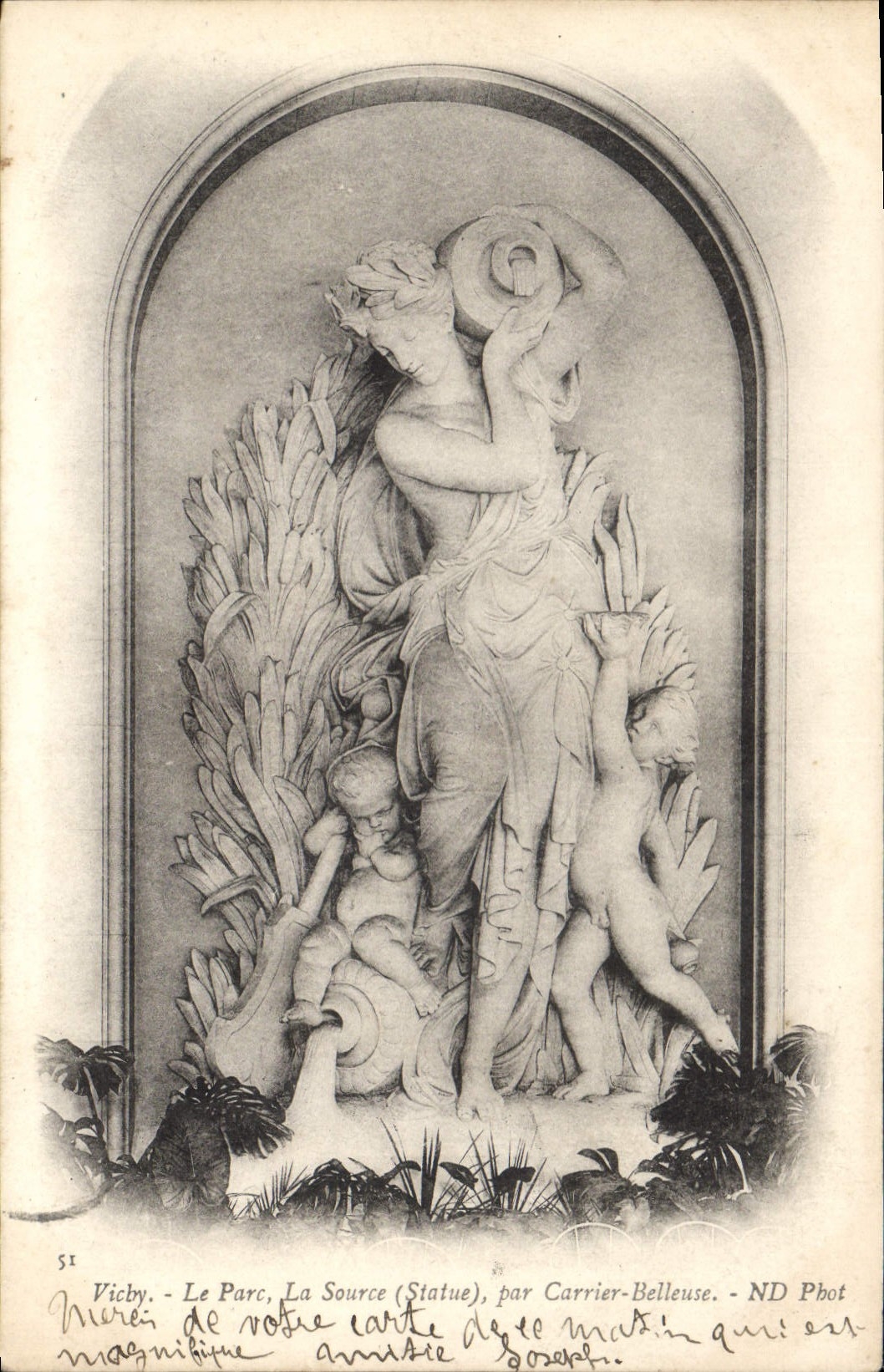 CPA Vichy le Parc la Source Statue par Carrier Belleuse 