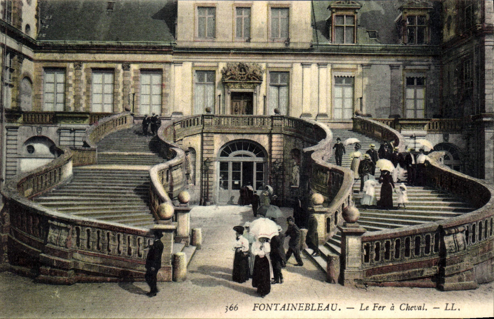 CPA Fontainebleau le Fer a Cheval 