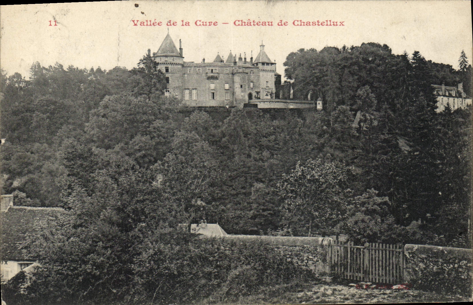 CPA Vallee de la Cure chateau de Chastellux