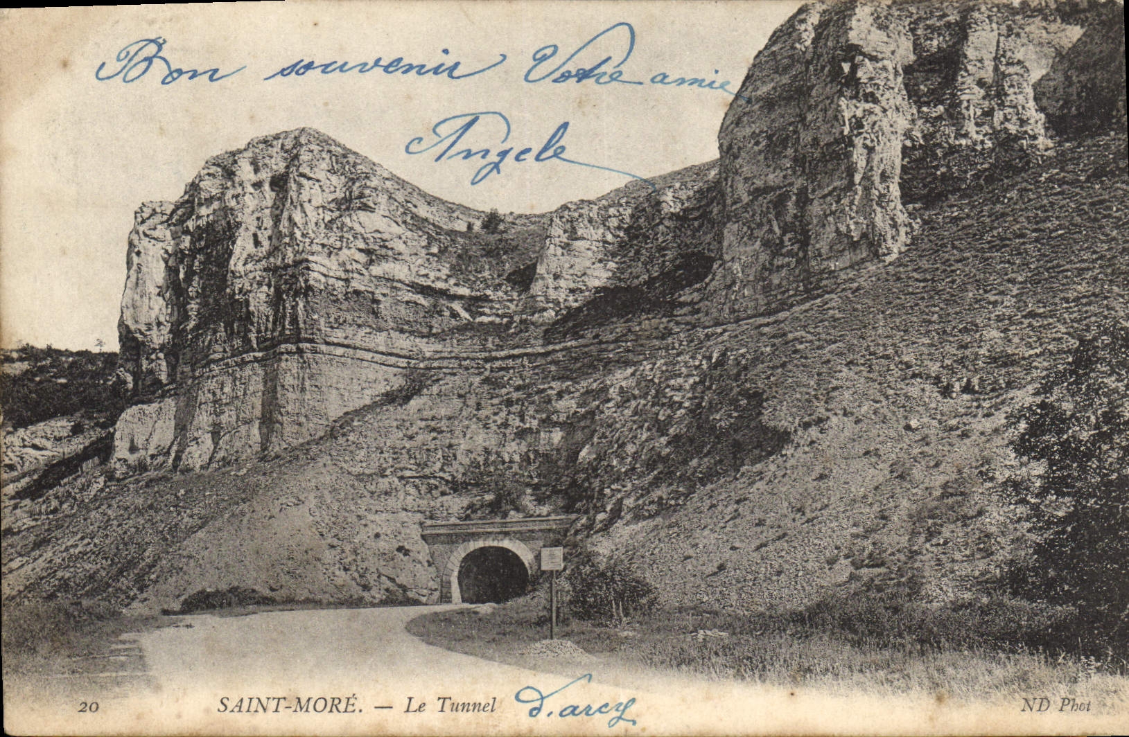 CPA Saint More Le Tunnel 
