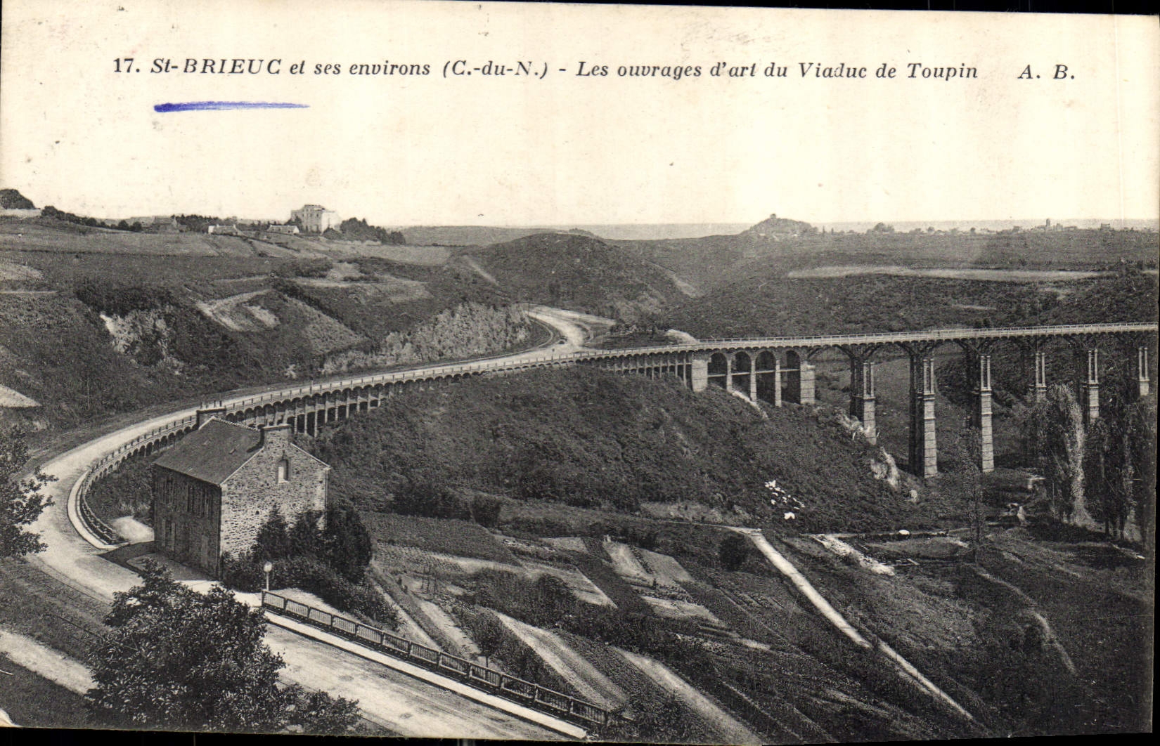 CPA St Brieuc et ses environs C du N les Ouvrages d'art du Viaduc de Toupin