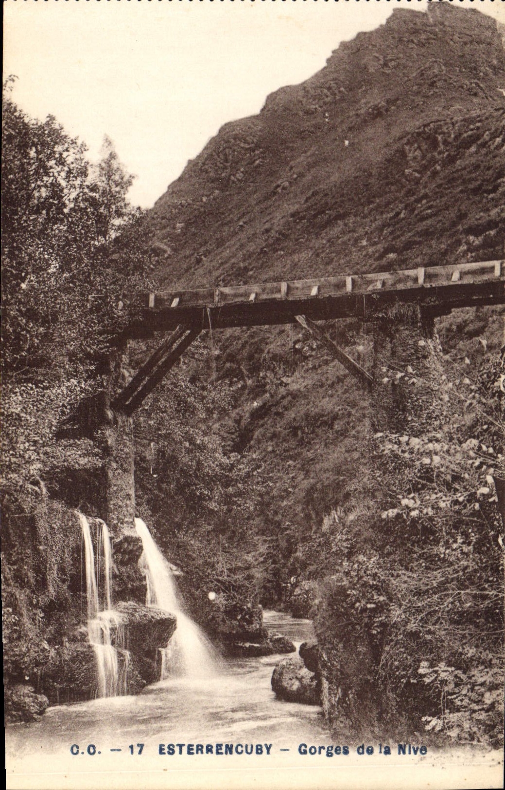 CPA Esterrencuby Gorges de la Nive