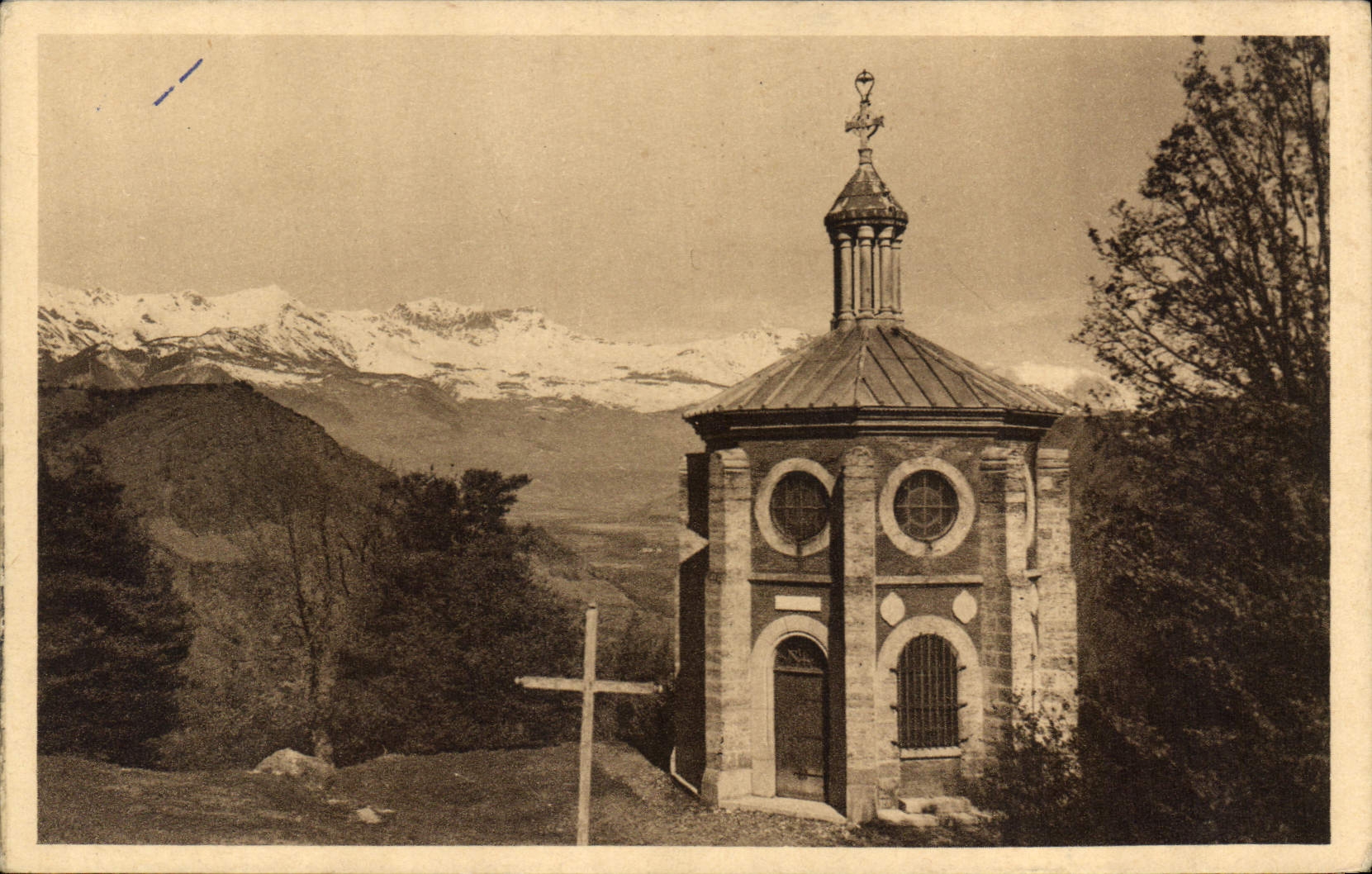 CPA Notre Dame du Laus Hautes Alpes chapelle du Precieux Sang