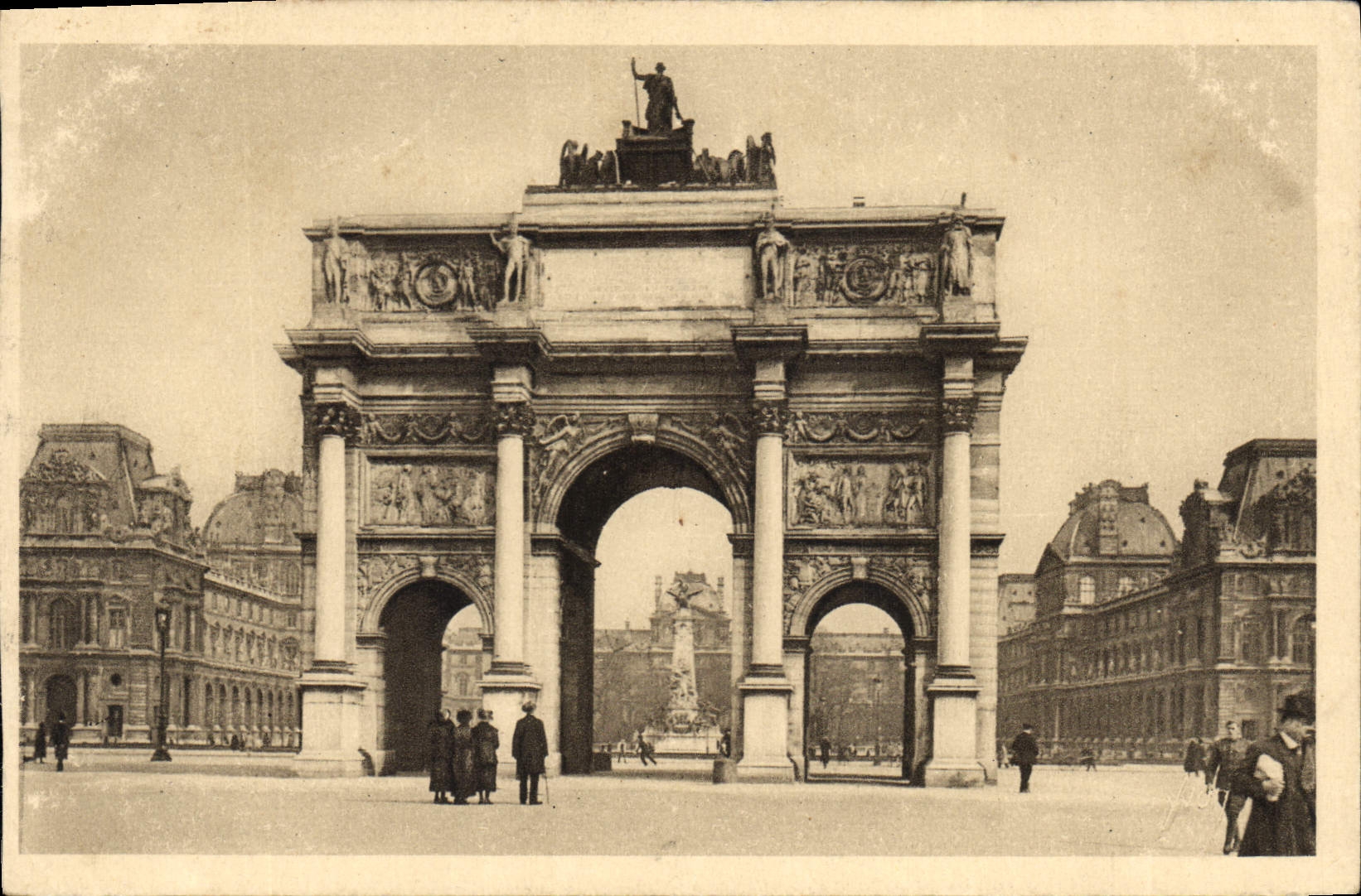 CPA Paris en Flanant L'Arc de Triomphe du Carrousel