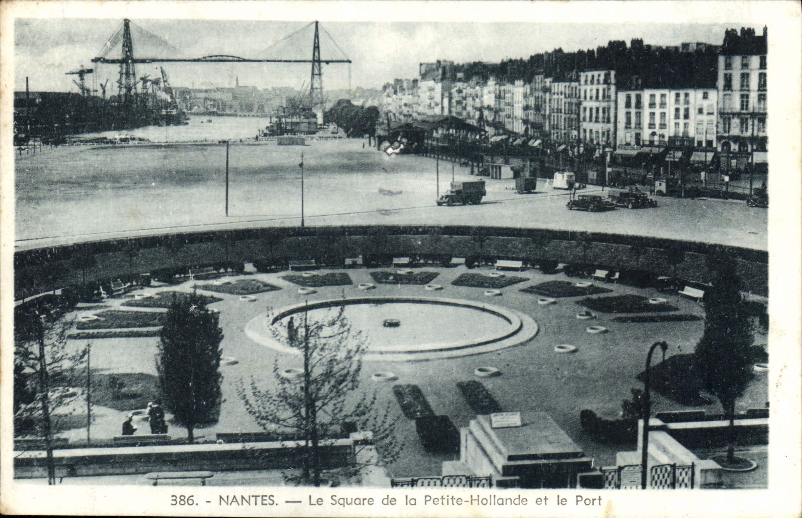 CPA Nantes Le Square de la Petite Hollande et le Port 
