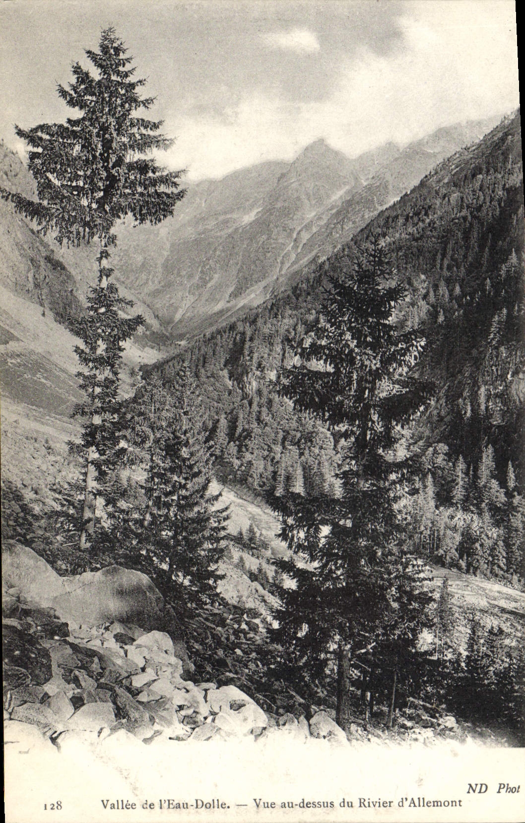CPA Vallee de l'Eau Dolle Vue au dessus du Rivier d'Allemont