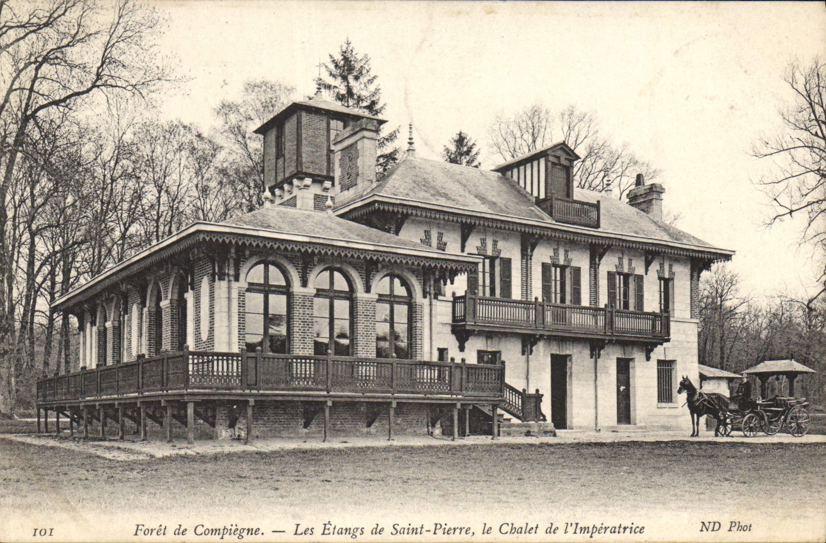 CPA Foret de Compiegne Les Etangs de Saint Pierre le Chalet de l'Imperatrice 