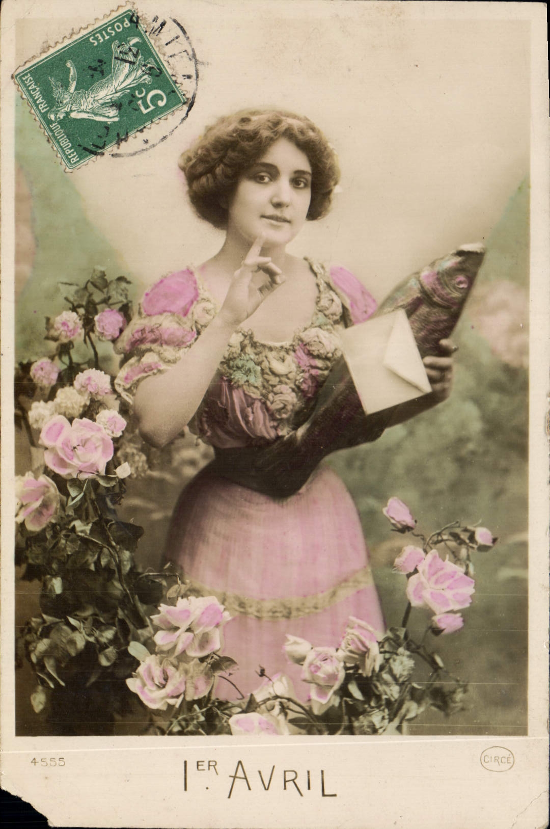 CPA Avril Femme Poisson