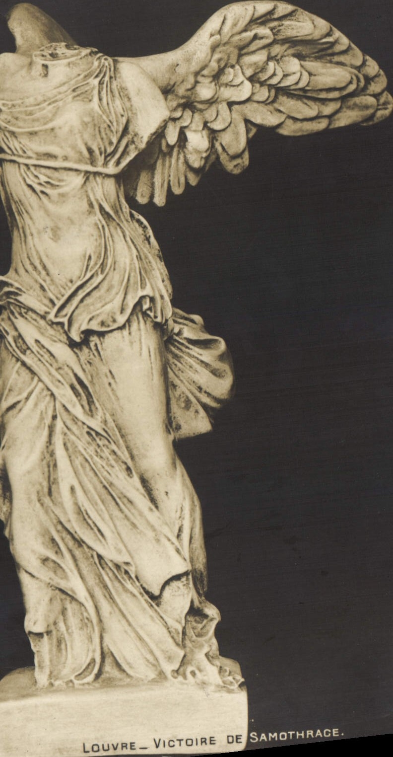 CPA Louvre Victoire de Samothrace 