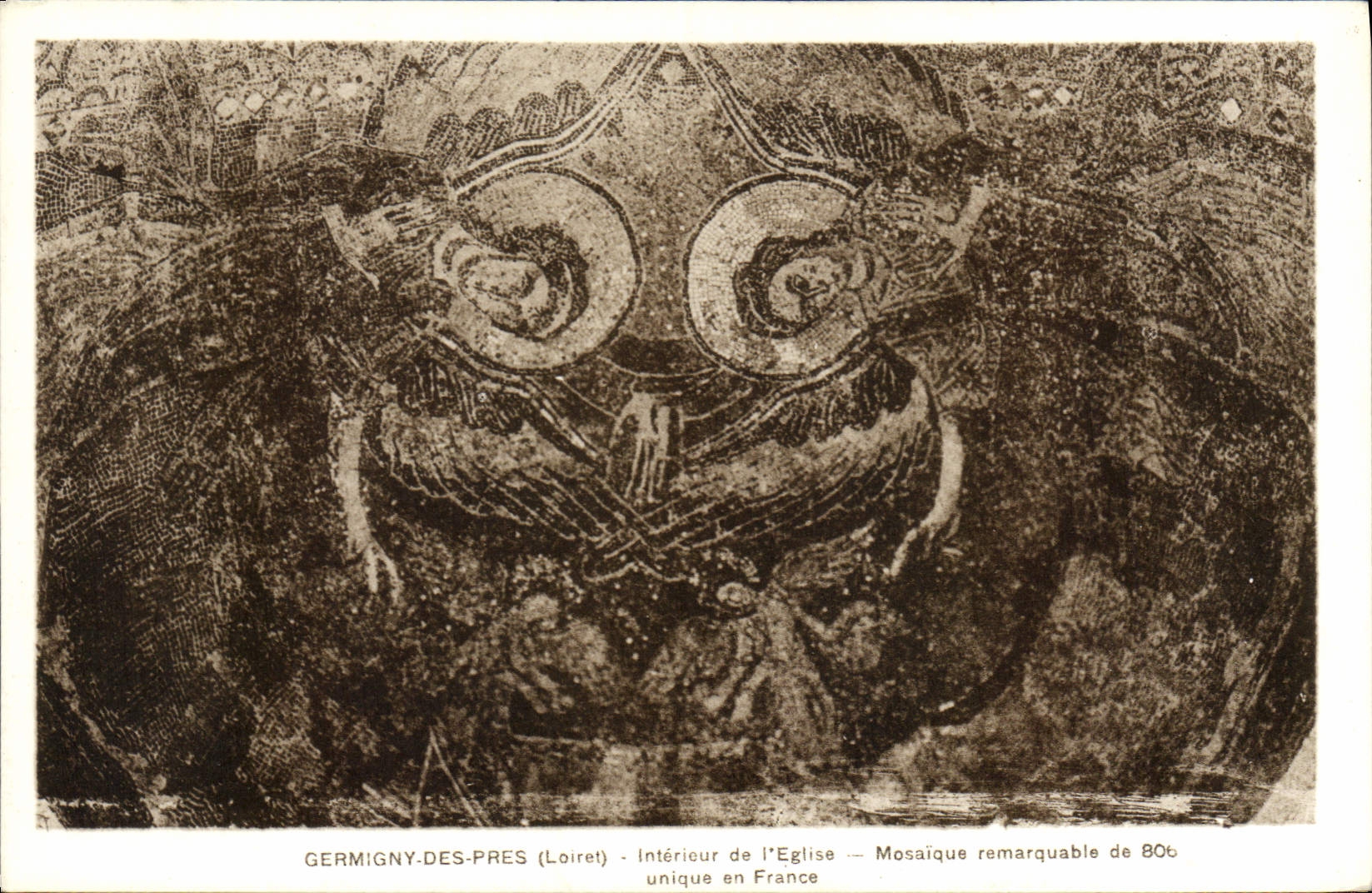 CPA Germigny des Pres Loiret Interieur de l'Eglise Mosaique remarquable unique en France 