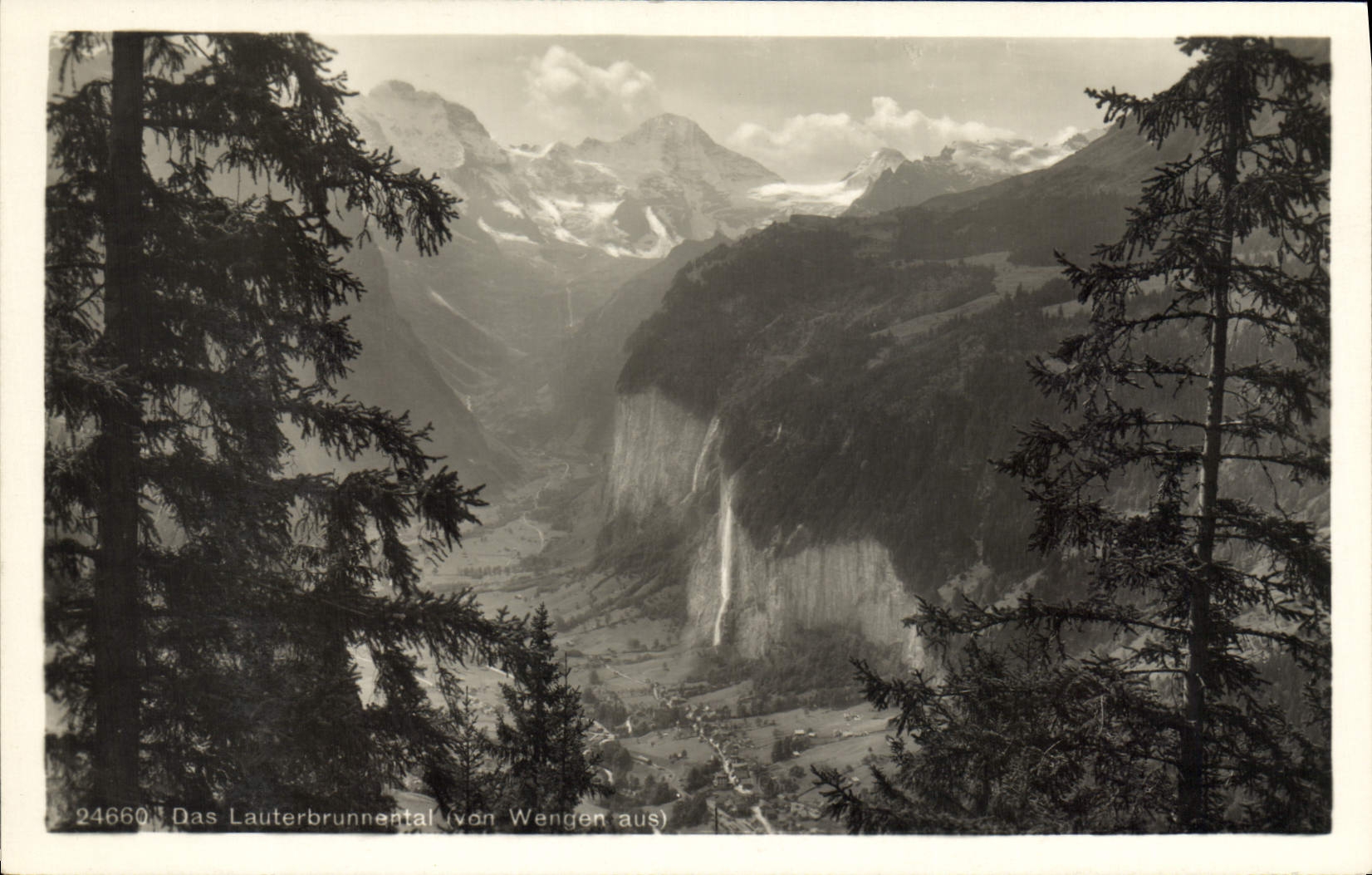 CPA Das Lauterbrunnental Wengen aus 
