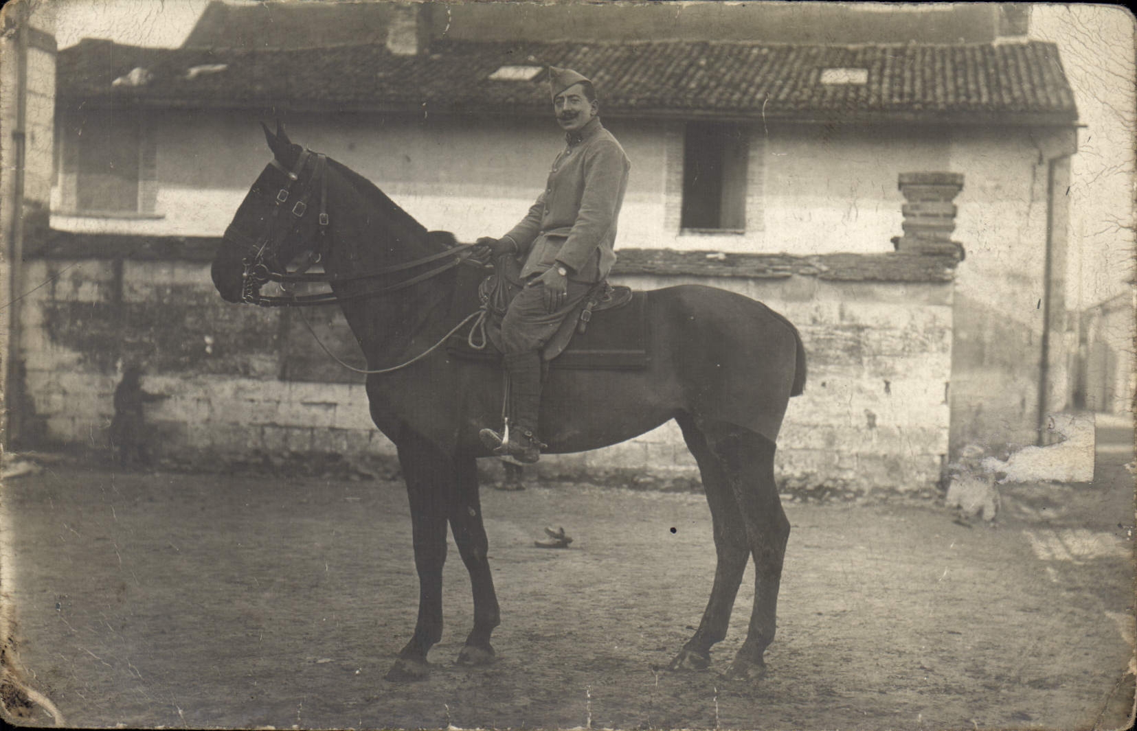 CARTE PHOTO soldat Cheval Militaria