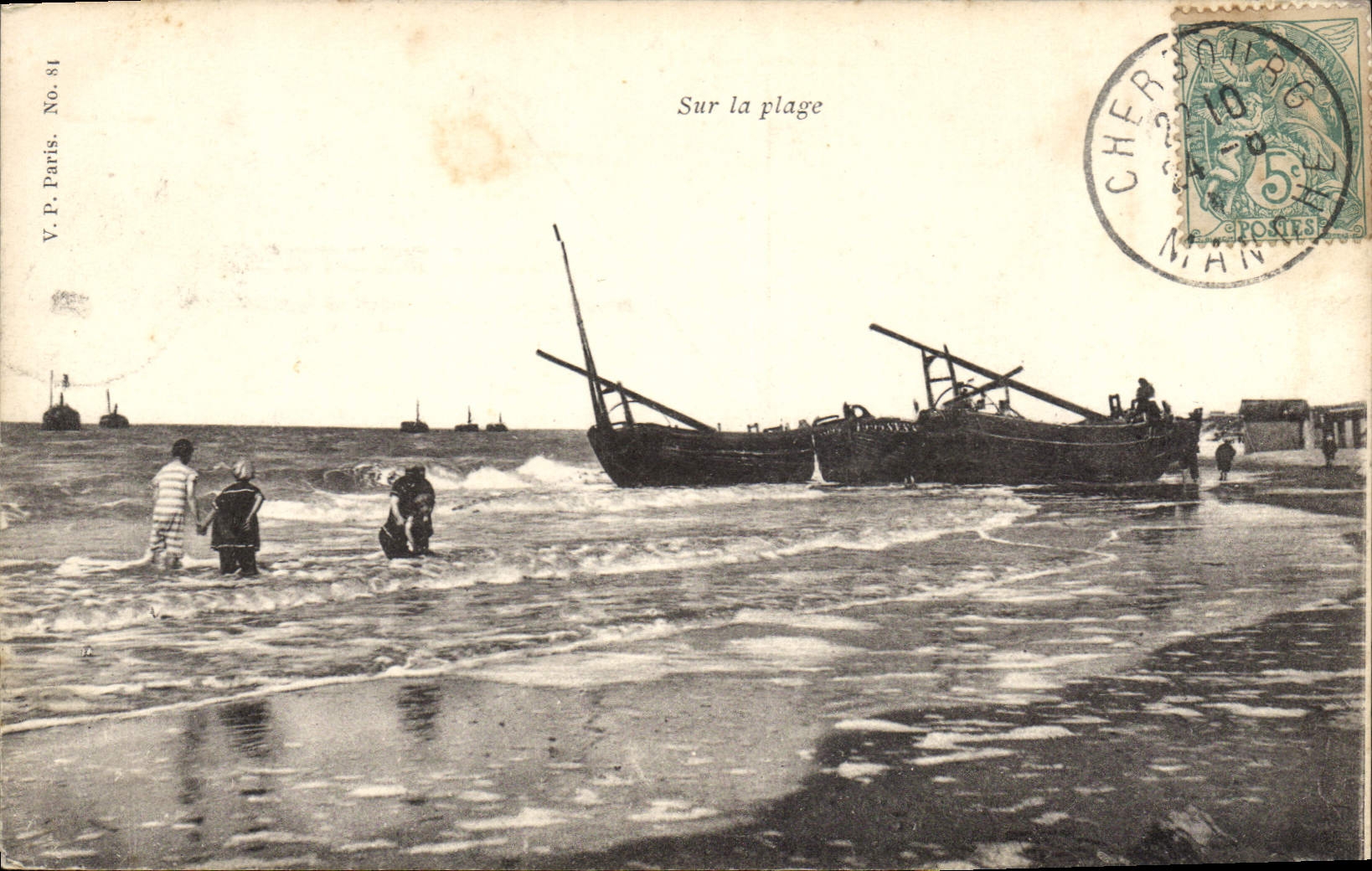 CPA Sur la Plage Bateau