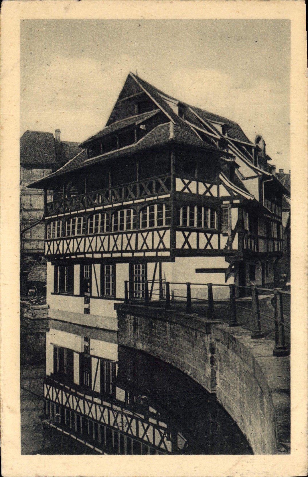 CPA Strasbourg Bain aux Plantes Vieille Maison 