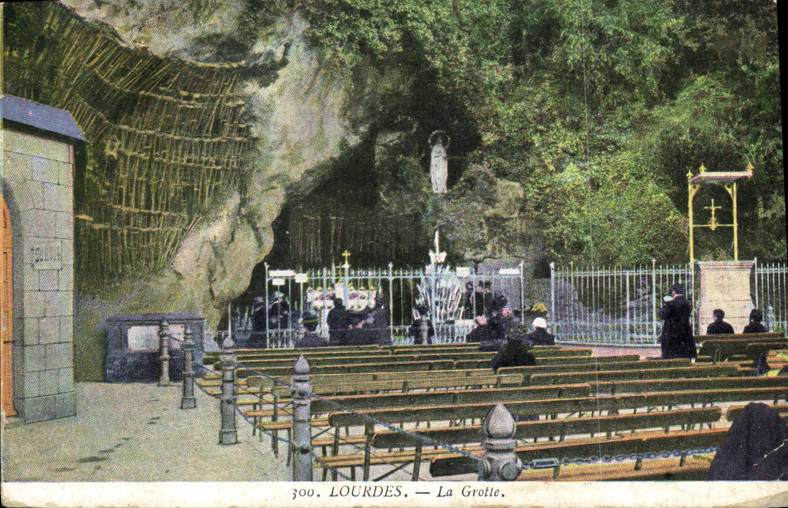 CPA Lourdes La Grotte 