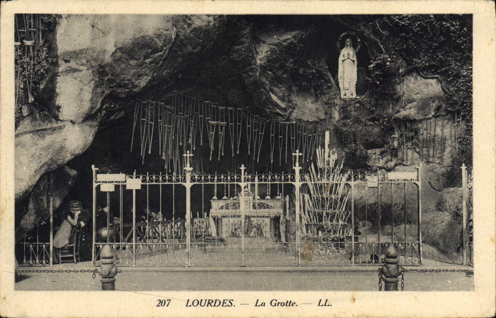 CPA Lourdes La Grotte 