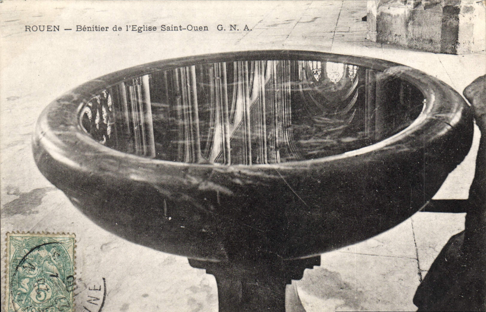 CPA Rouen Benitier de l'Eglise Saint Ouen G N A 