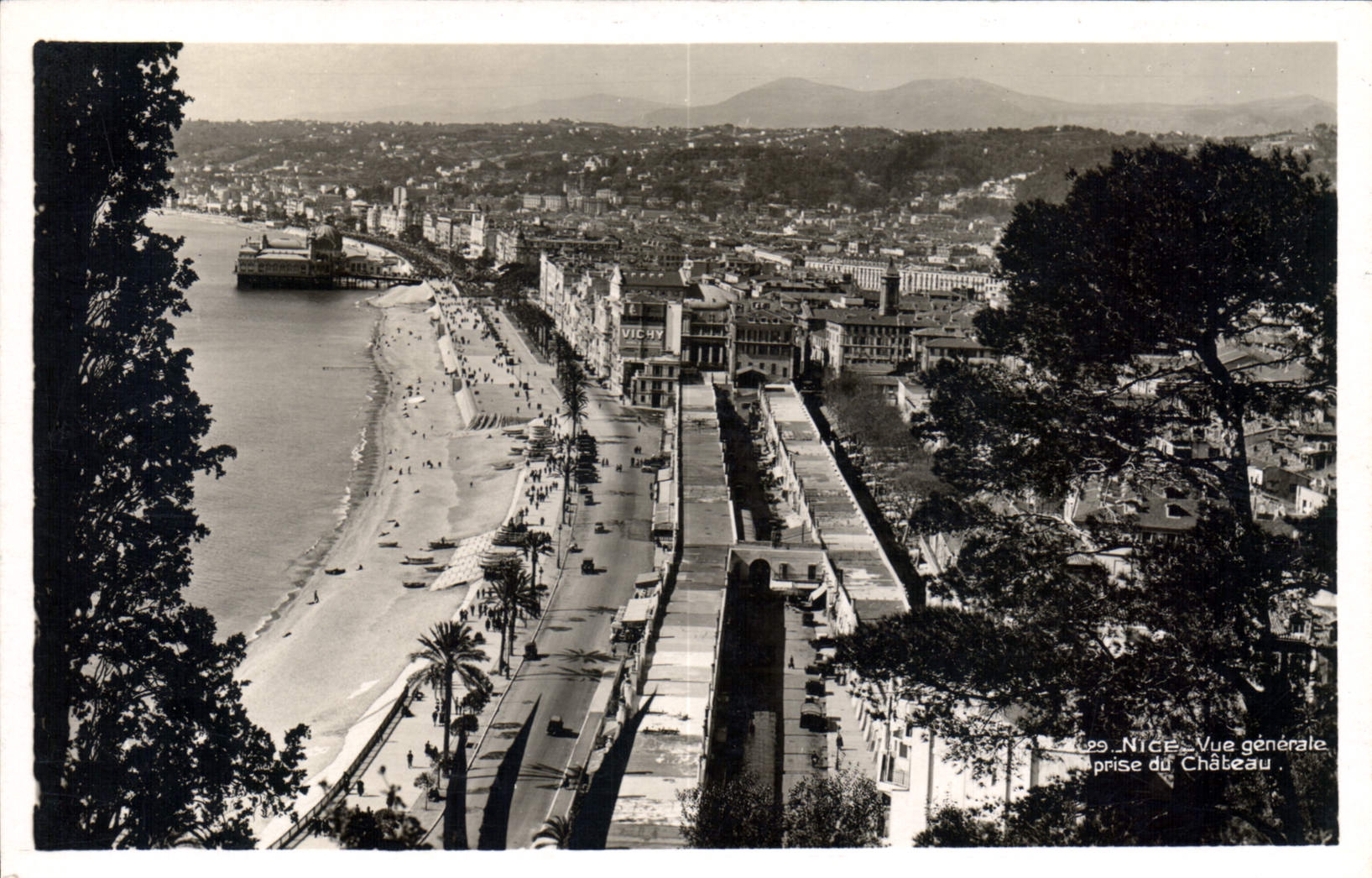 CPA Nice Vue generale prise du Chateau