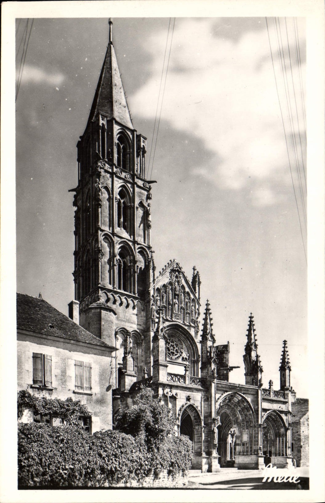 CPA Saint Pere Sous Vezelay Yonne Eglise 