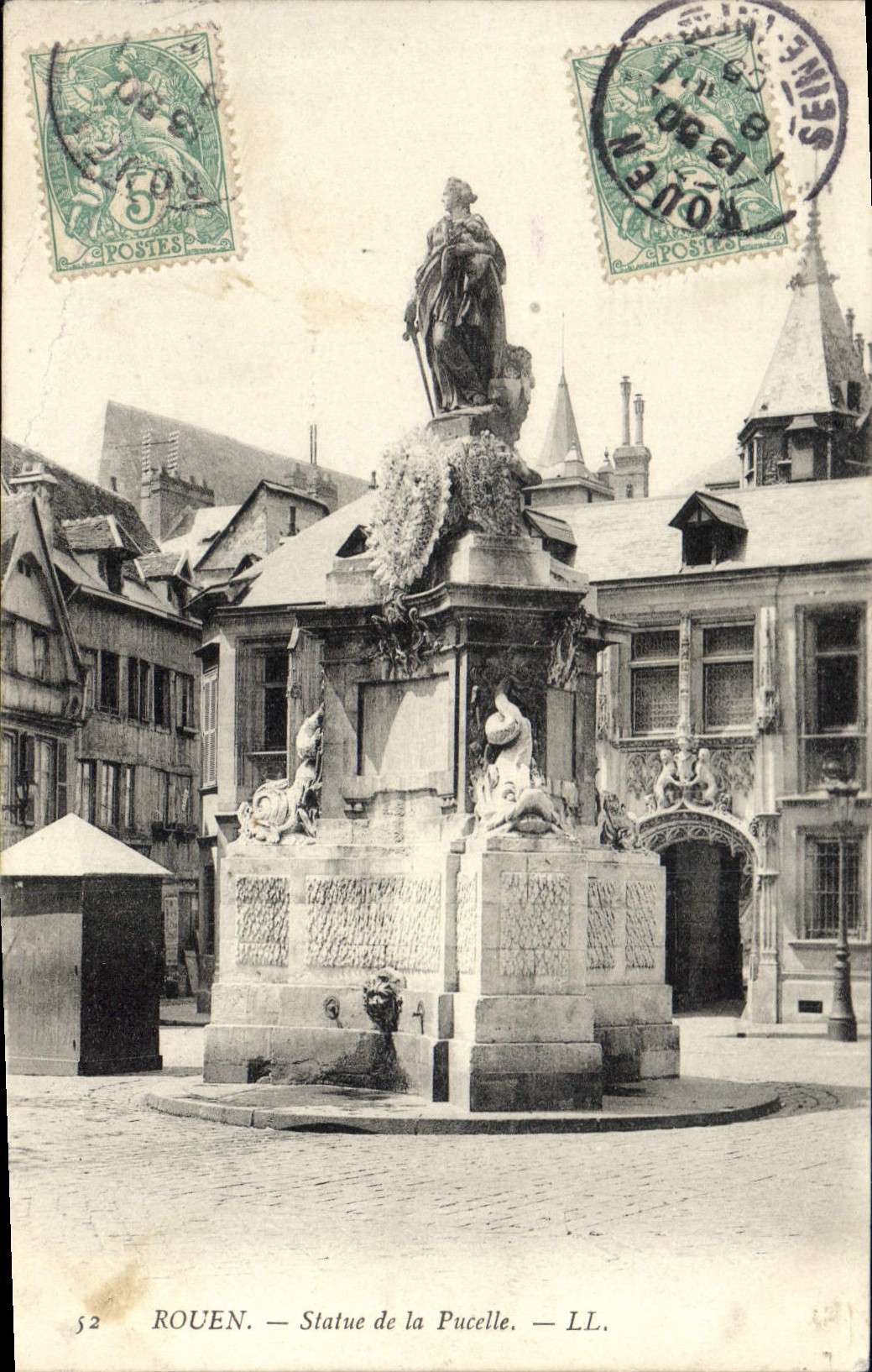 CPA Rouen Statue de la Pucelle