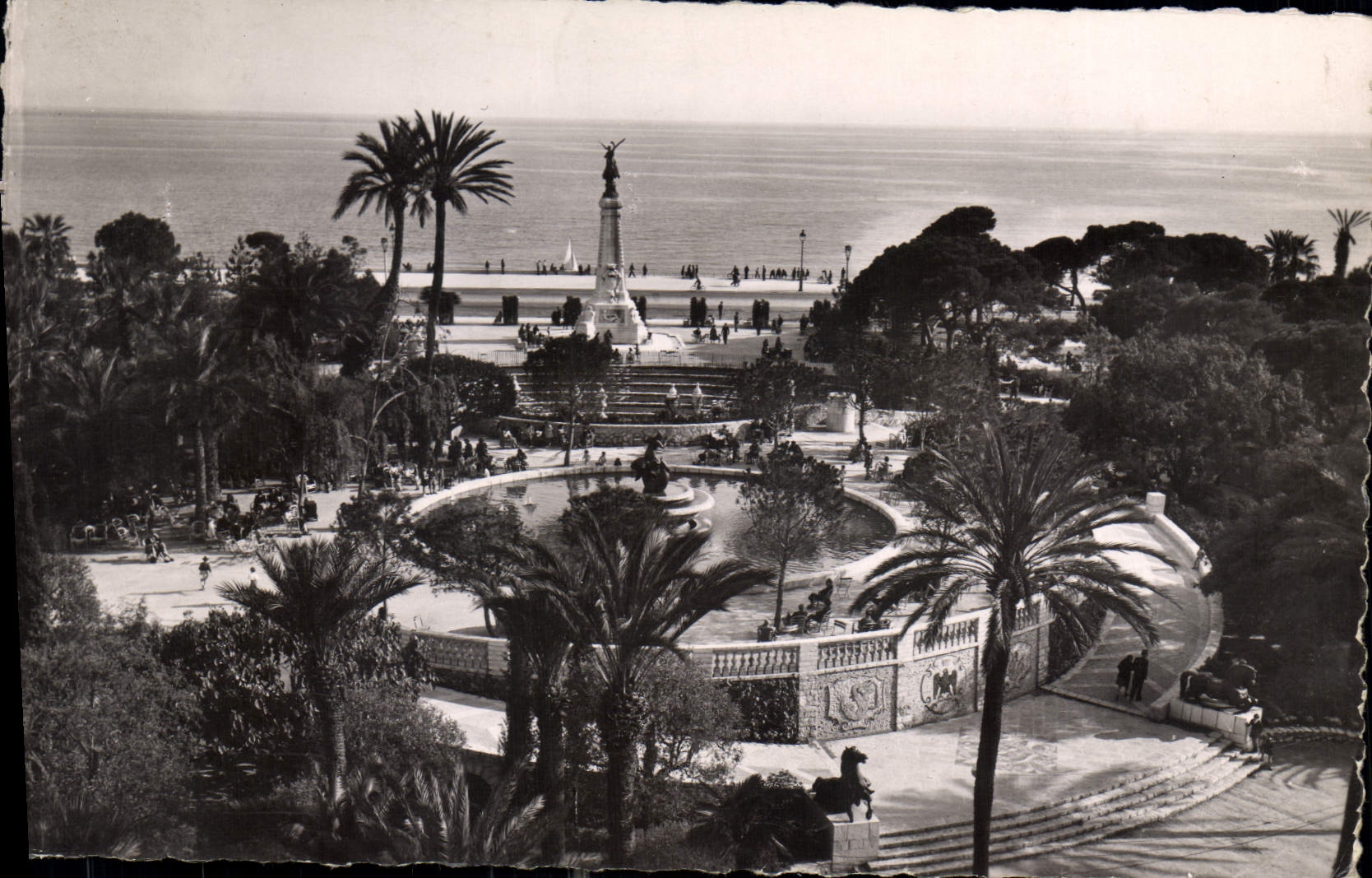 CPA Nice Le Theatre de Verdure Jardin Albert