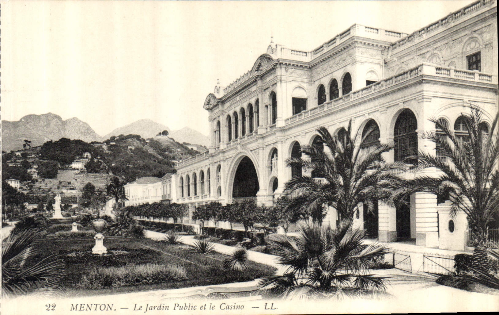 CPA Menton Le Jardin Public et le Casino