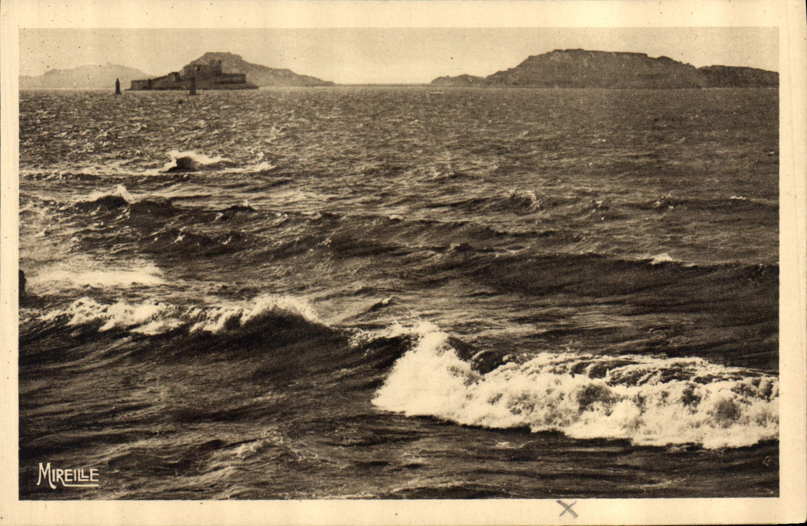 CPA Marseille Le Chateau d'If et les Iles vus de la Corniche