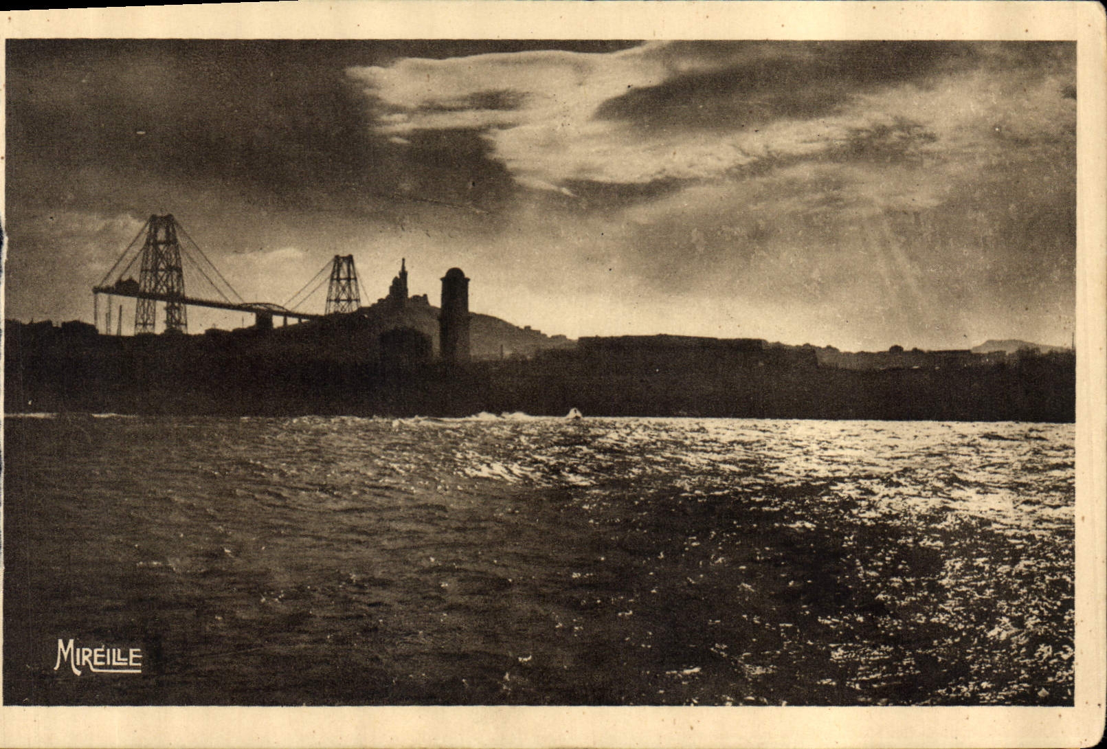 CPA Marseille Coucher de Soleil sur l'Entree du Vieux Port