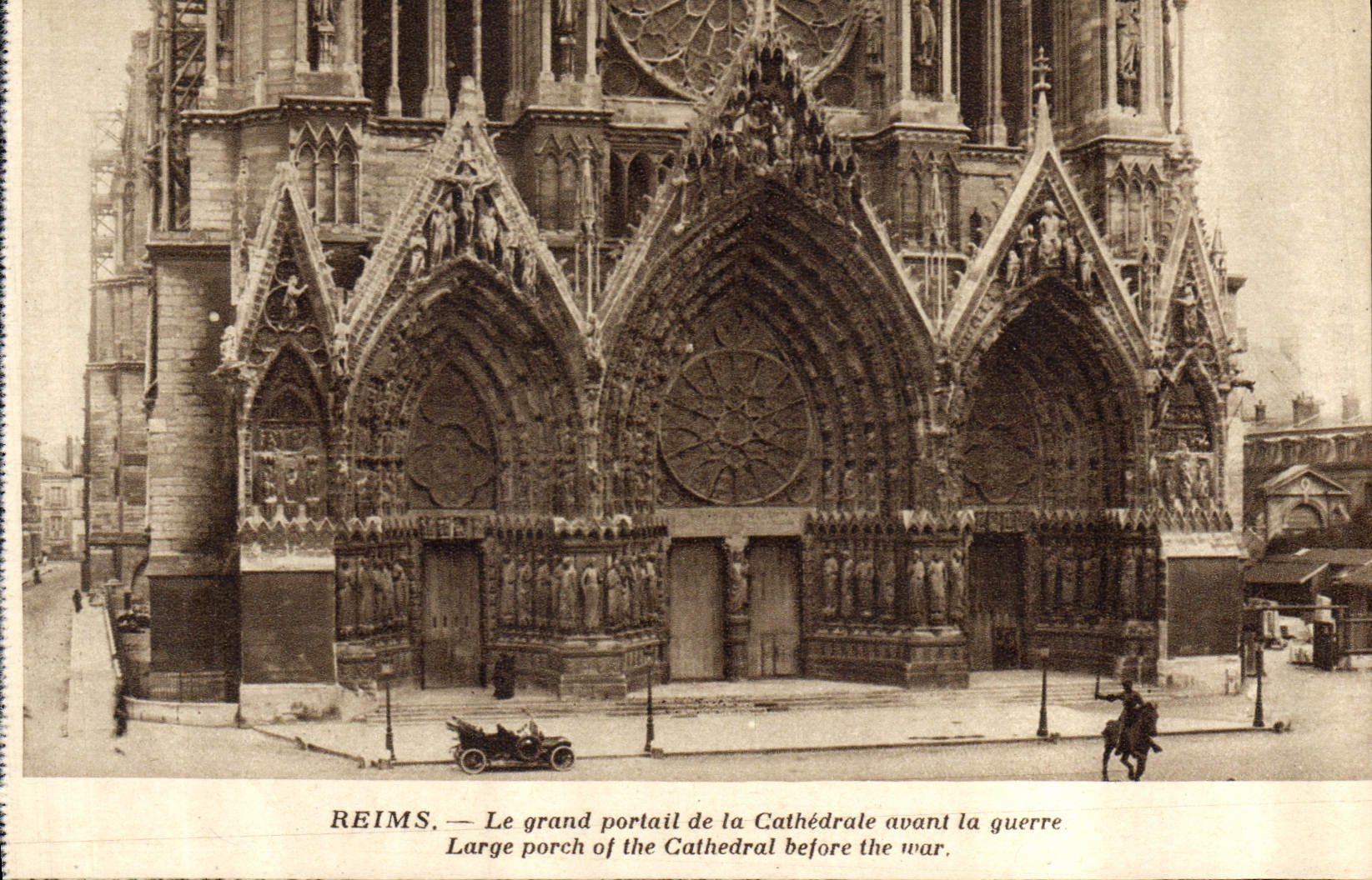 CPA Reims Le grand comble de la Cathedrale avant la guerre