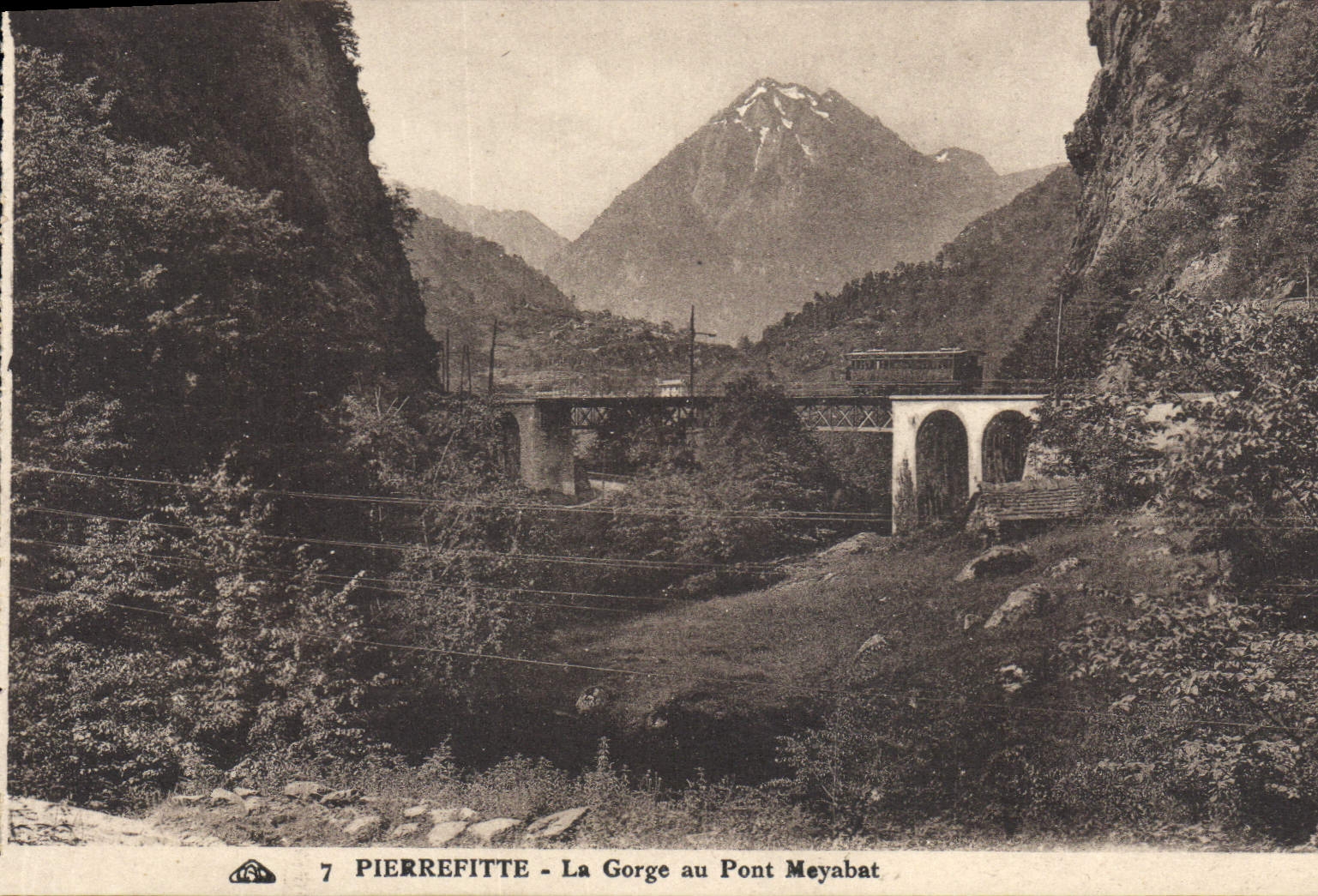 CPA Pierrefitte La Gorge au Pont Meyabat 