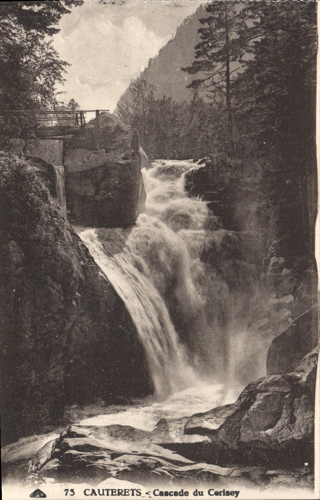 CPA Cauterets Cascade du Cerisey 