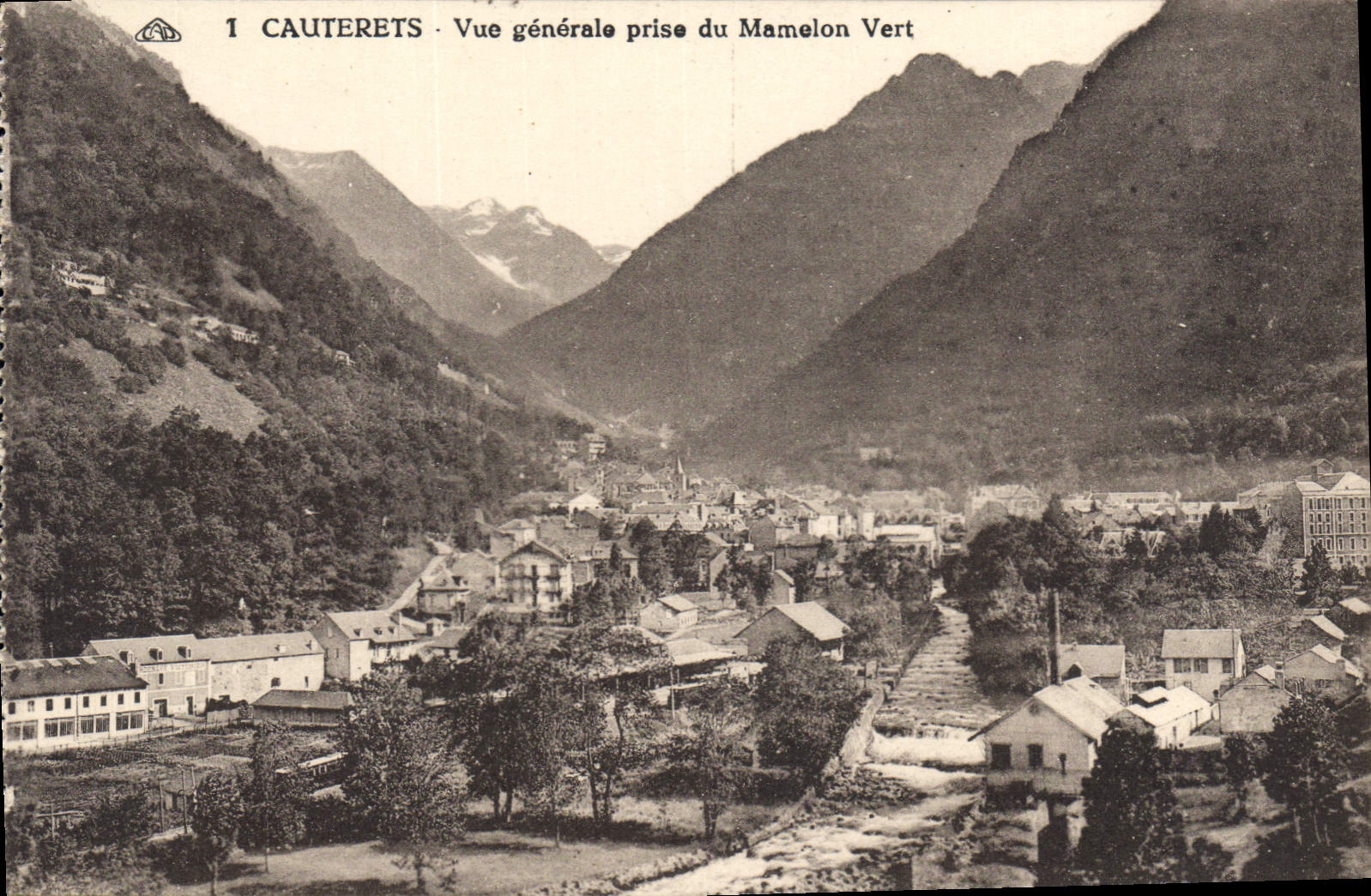 CPA Cauterets Vue generale prise du Mamelon Vert 