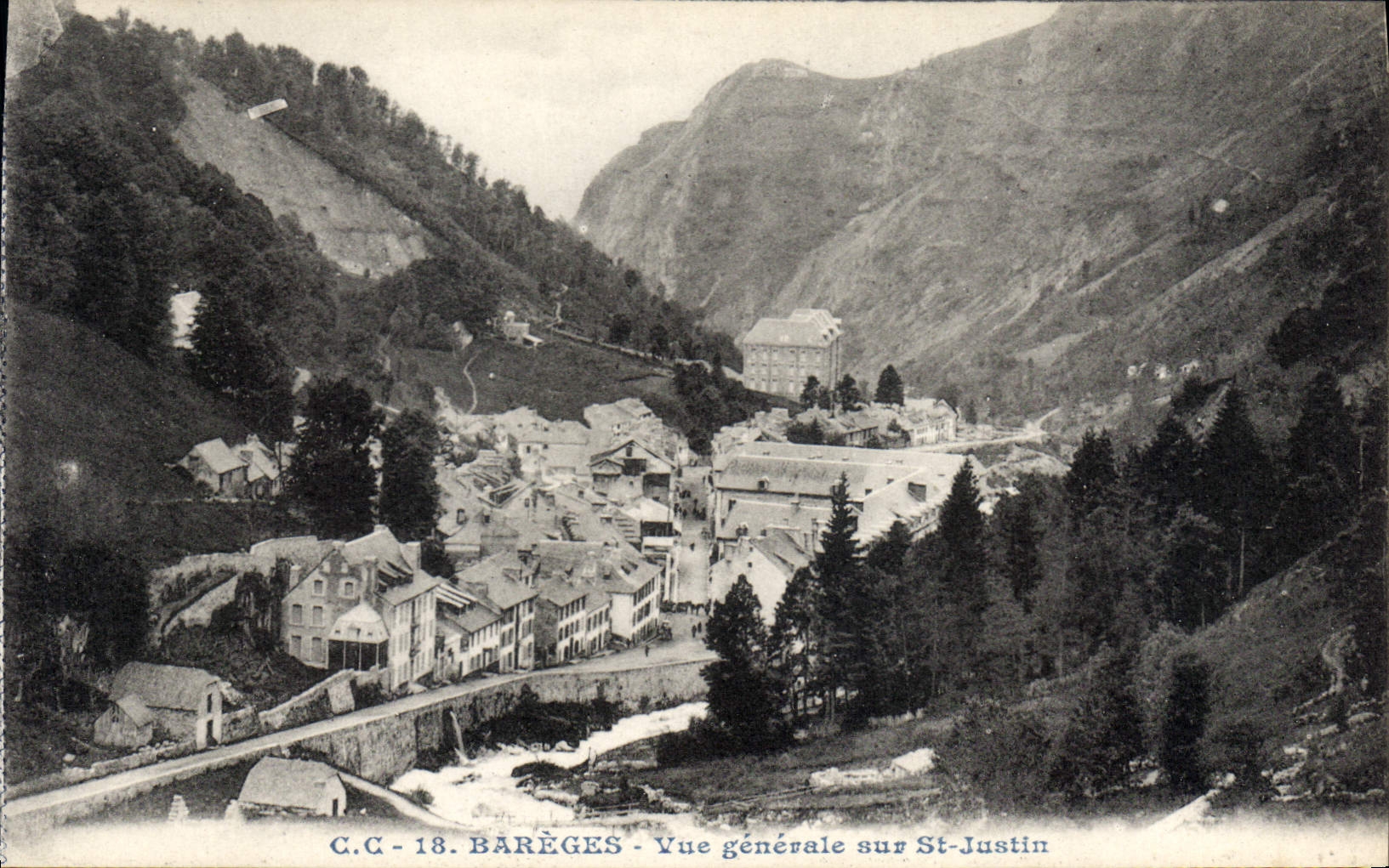 CPA Bareges vue generale sur St Justin