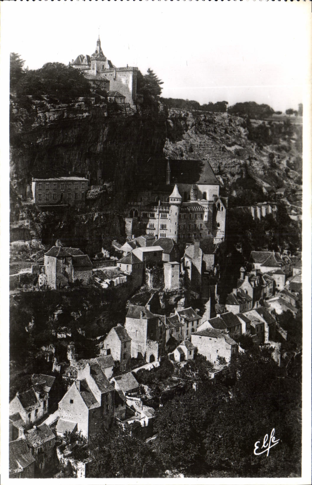 CPA Pyrlnees Ocean Rocamadour vue generale du Sud