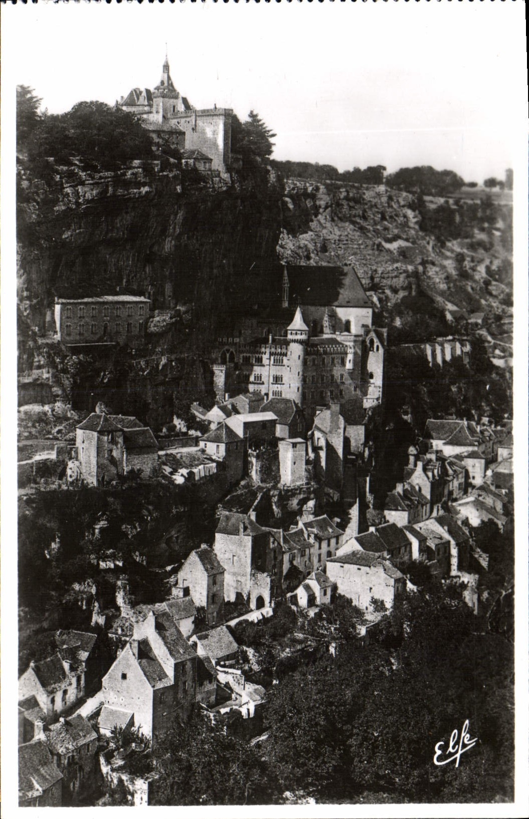 CPA Pyrlnees Ocean Rocamadour vue generale du Sud