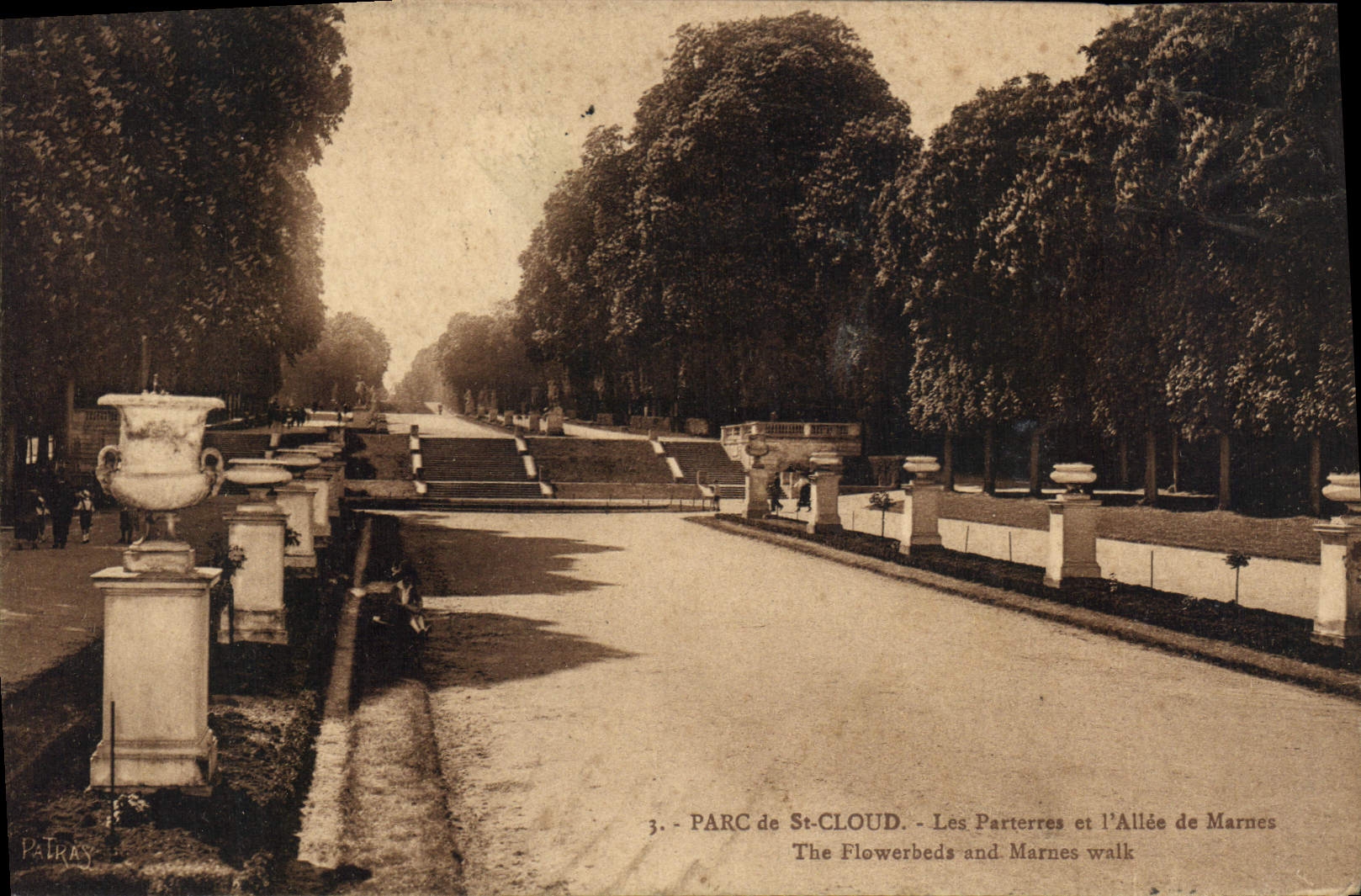 CPA Parc de St Cloud Les Parterres et l'Allee de Marnes 