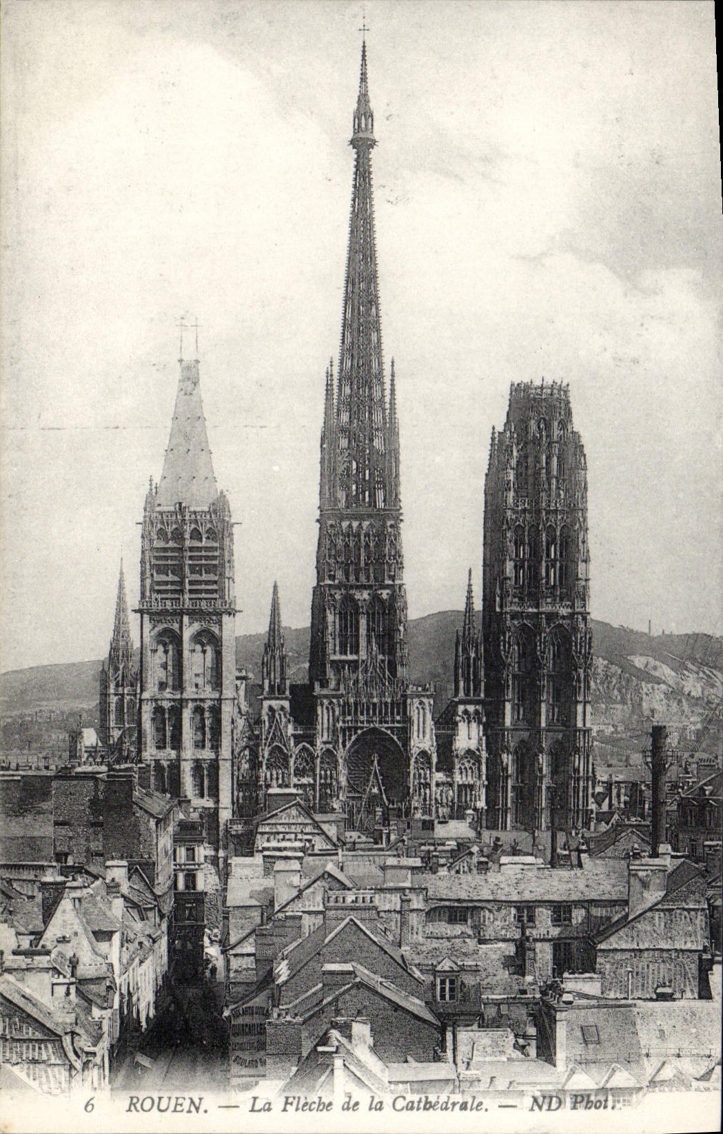 CPA Rouen La Fleche de la Cathedrale 