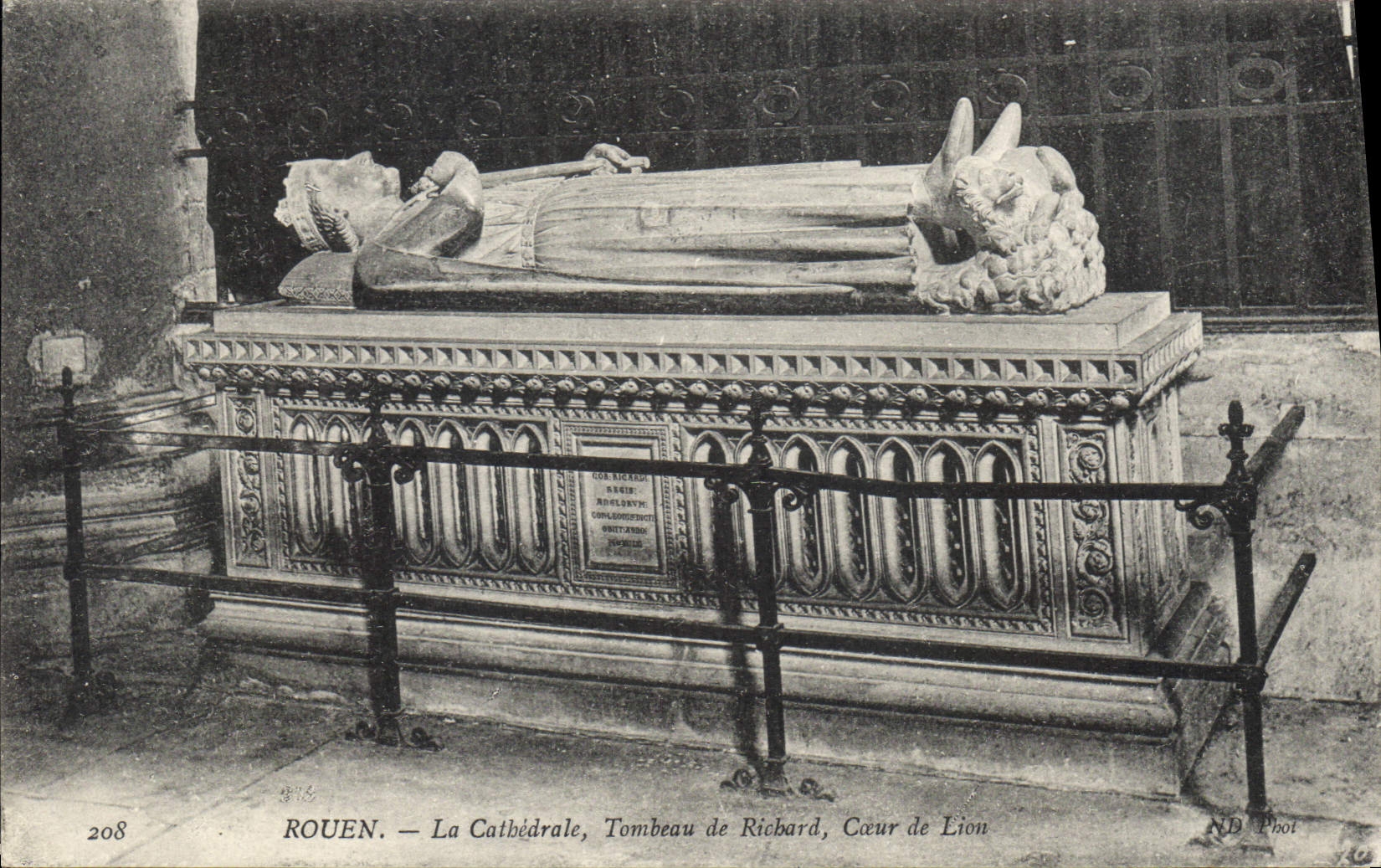 CPA Rouen La Cathedrale Tombeau de Richard Coeur de Lion 